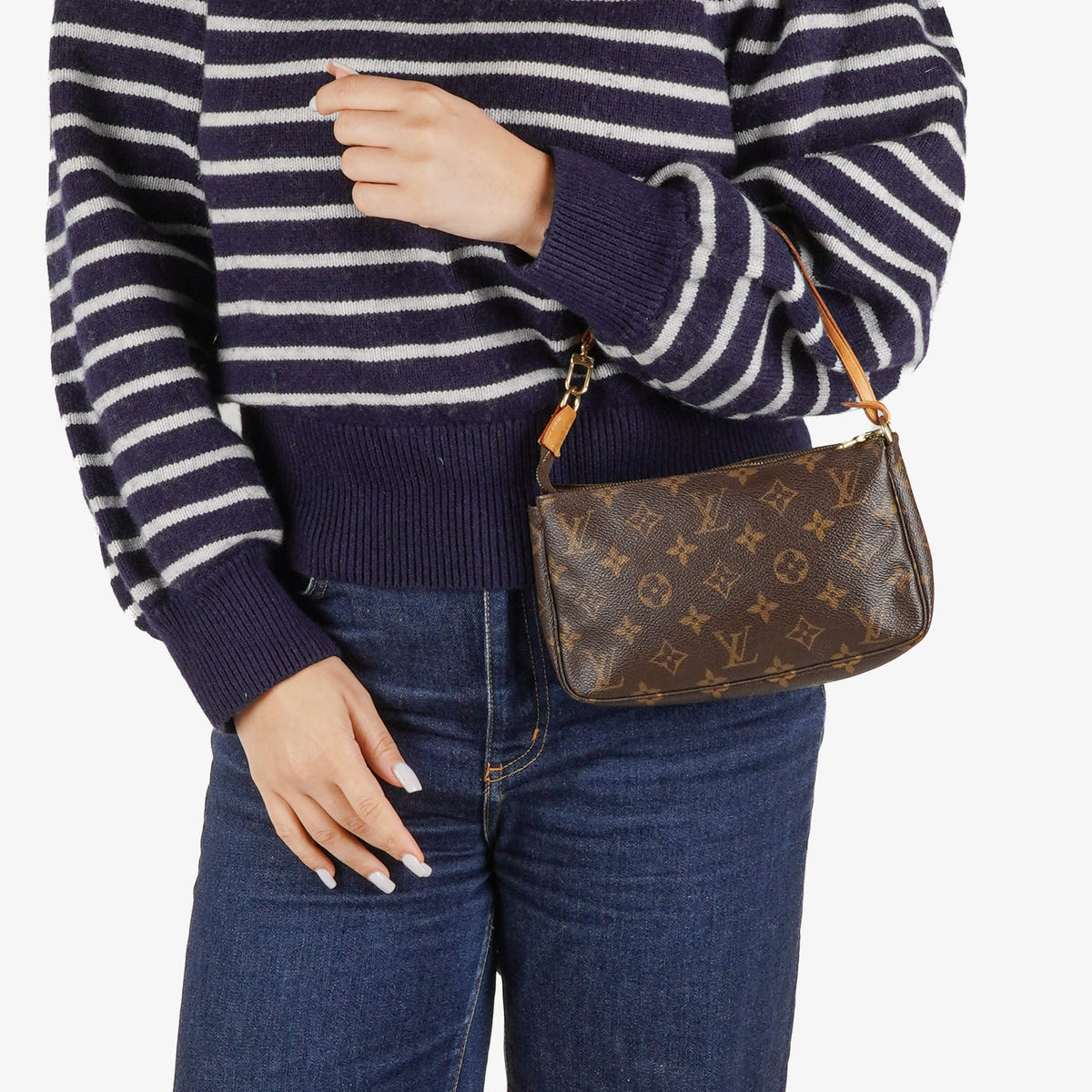 Louis Vuitton Pochette Accessoires Monogram Canvas Clutch Handbag