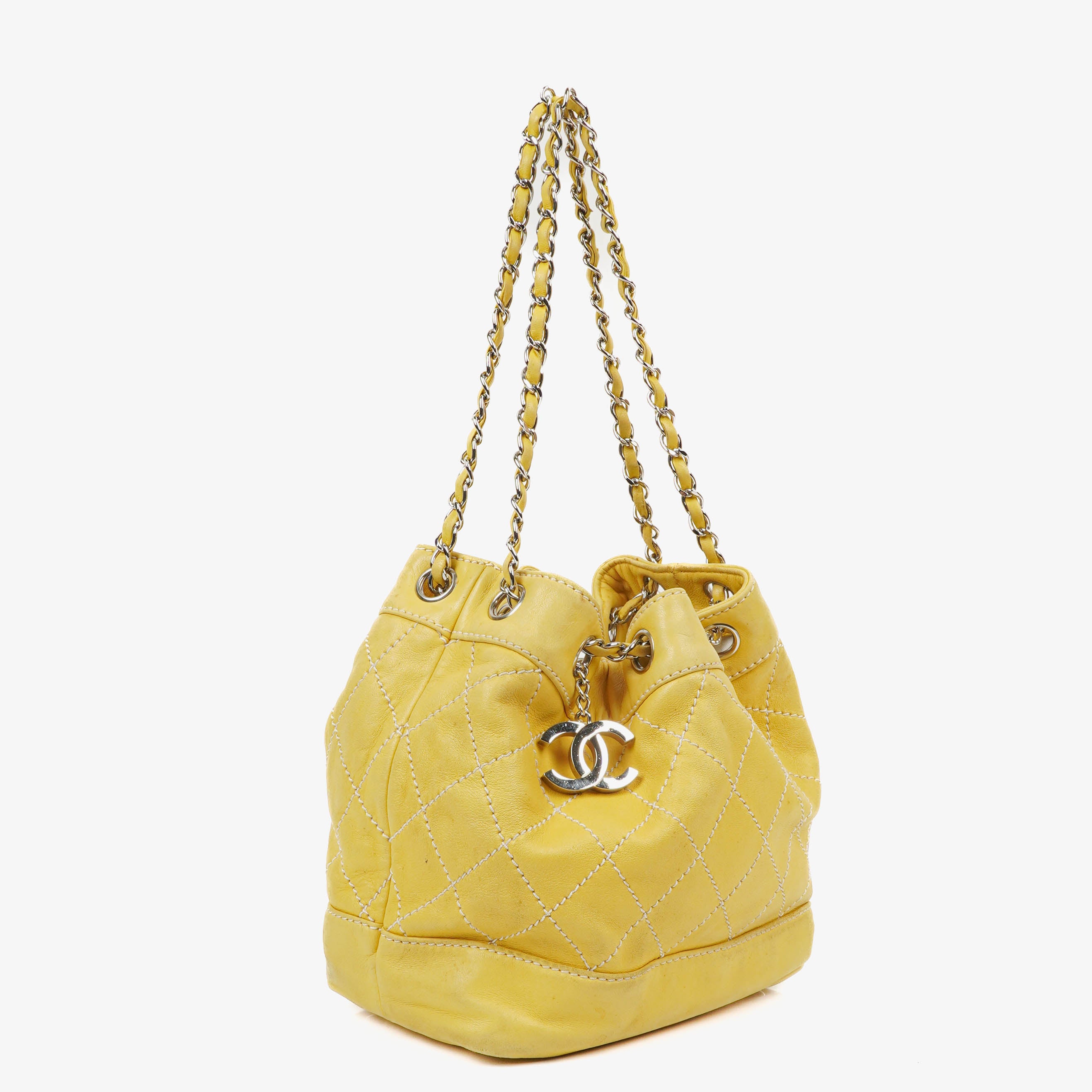 Chanel Gelbe Lammleder Bucket Bag Mit Kontrastnähten Und Kordelzug, 2005-2006