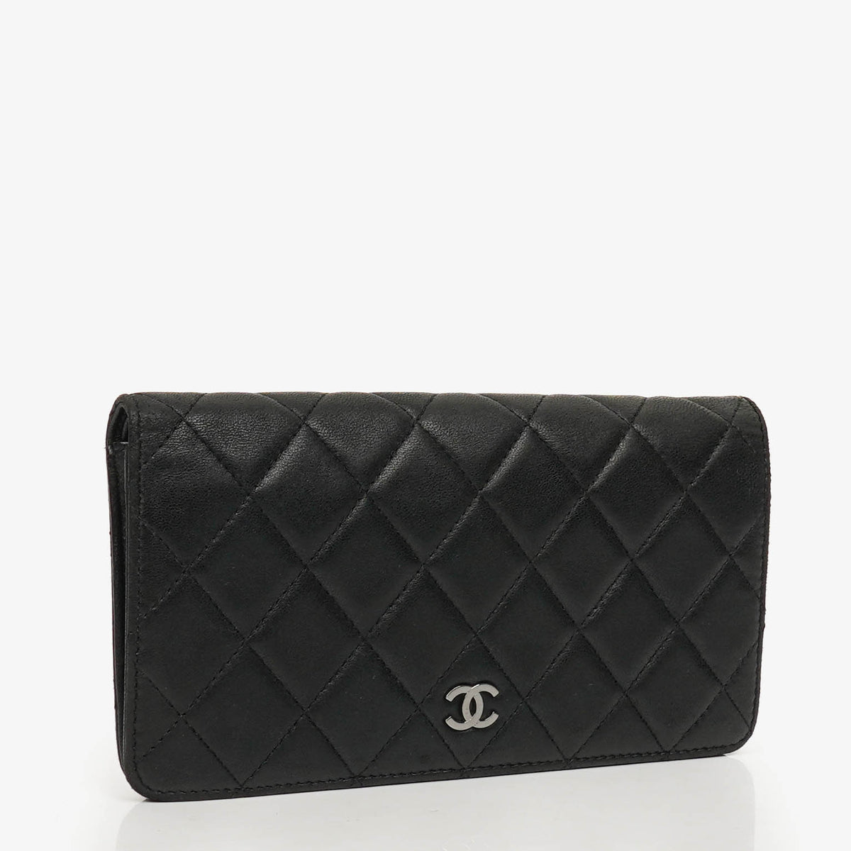 Chanel Black Lambskin Quilted Yen Wallet 