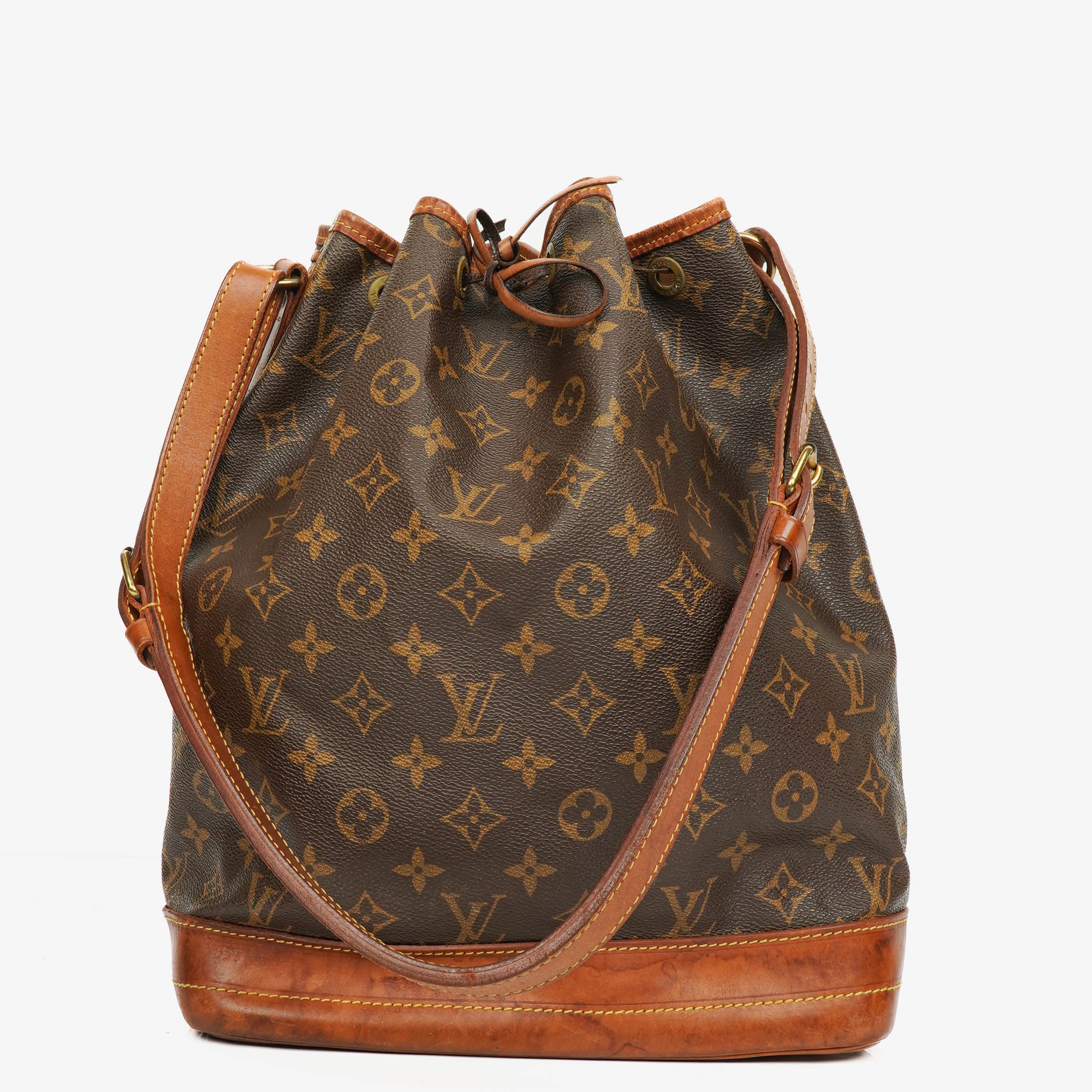 Louis Vuitton Noe GM Monogram Canvas Shoulder Bag