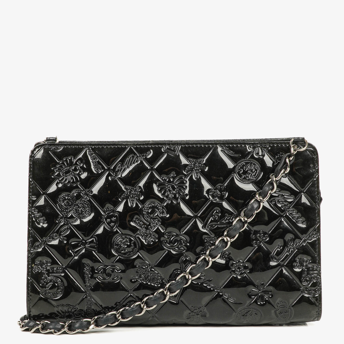Chanel Lucky Charm Black Patent Leather Pochatte