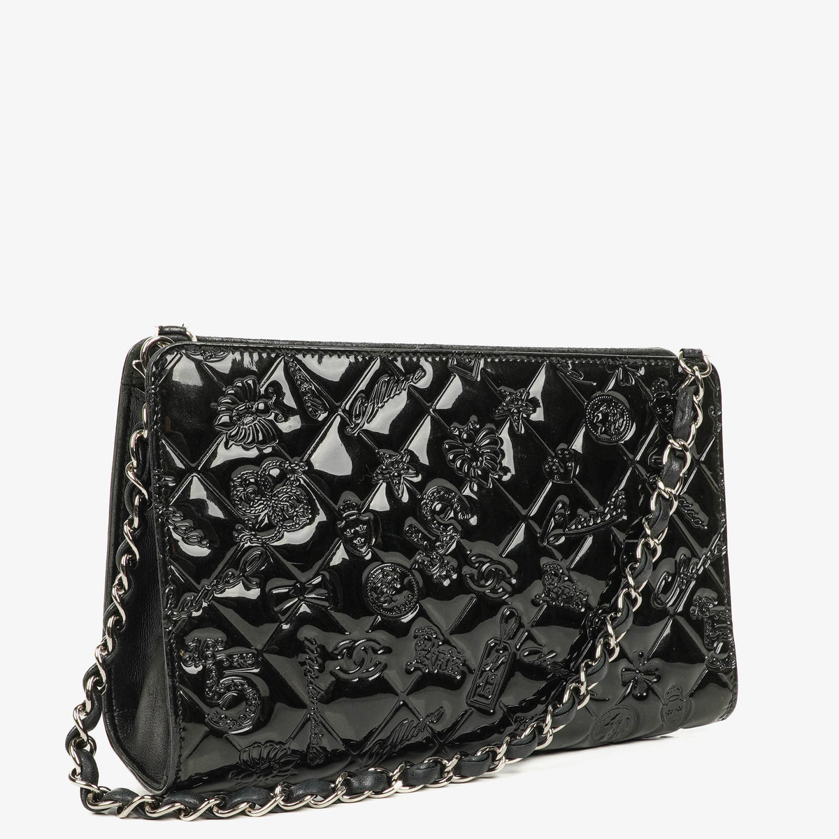 Chanel Lucky Charm Black Patent Leather Pochatte