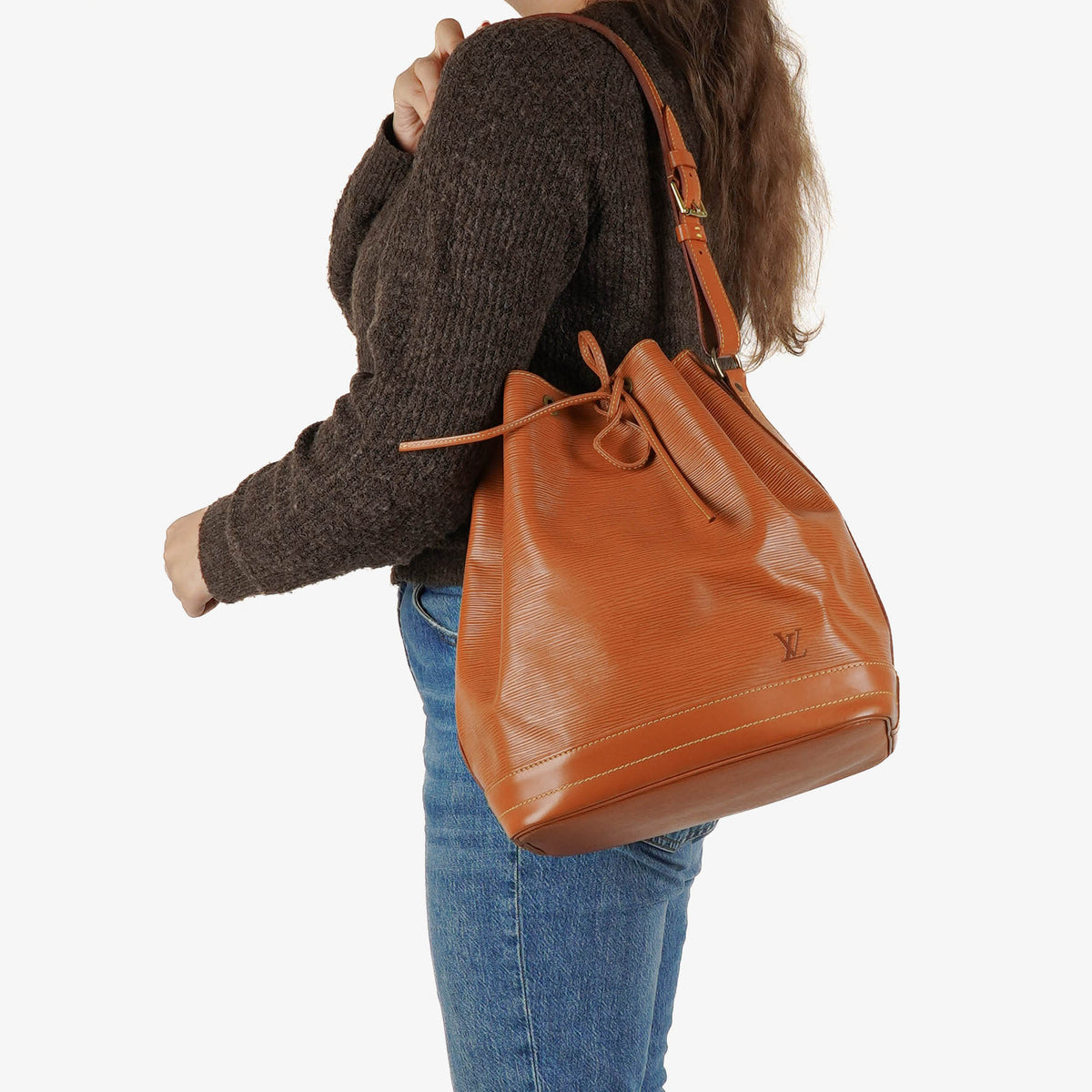 Louis Vuitton Noe Grande GM Brown Cognac Epi Leather Shoulder Bag