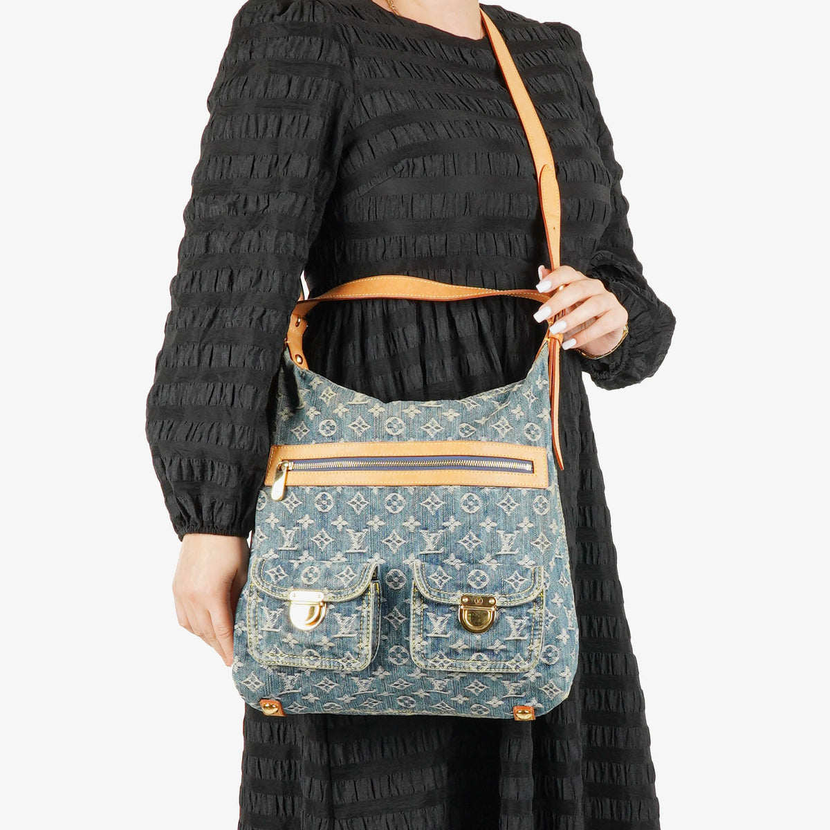Louis Vuitton Baggy GM Monogram Denim Shoulder Bag