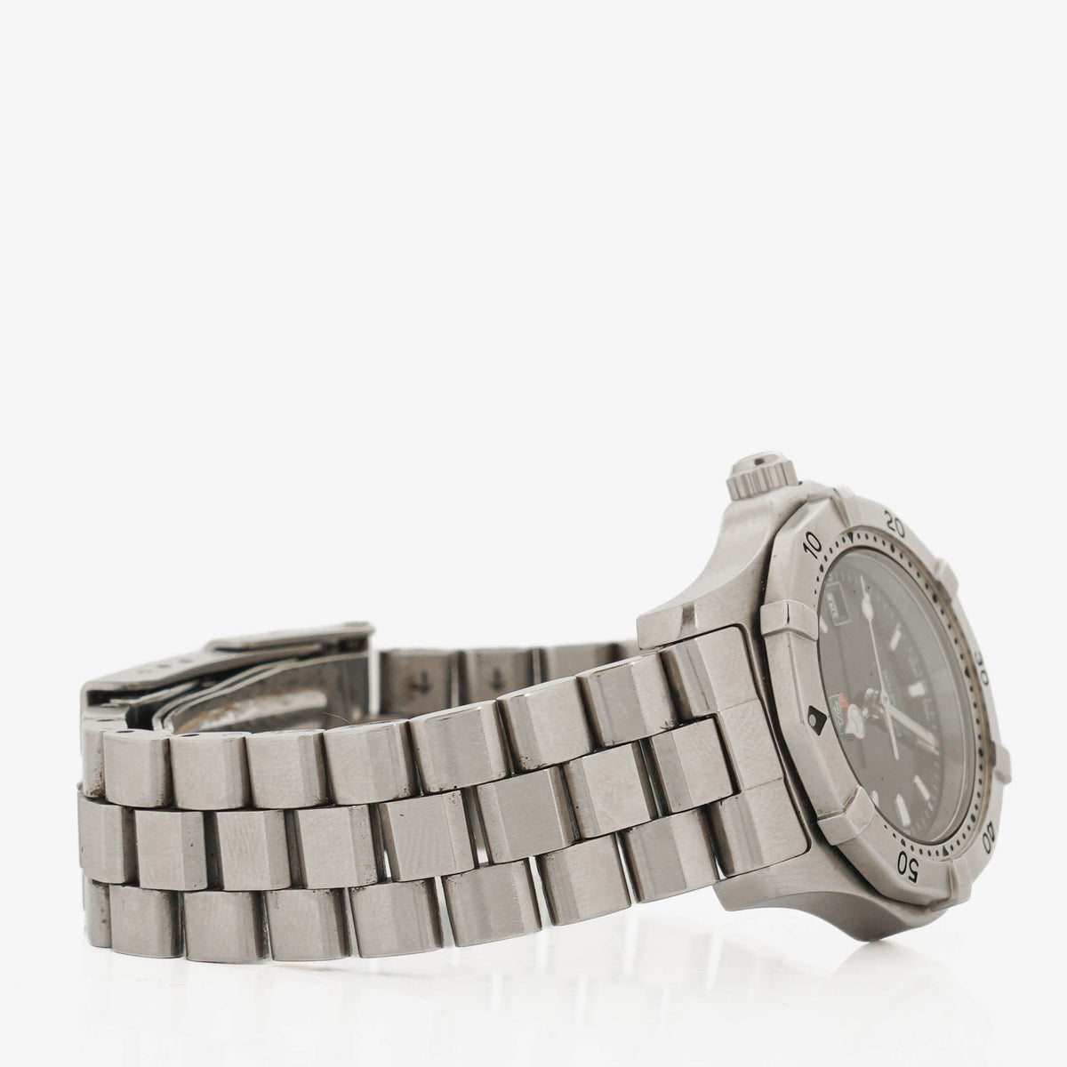 TAG Heuer Professional Quartz Stainless Steel 2000 Series Wristwatch