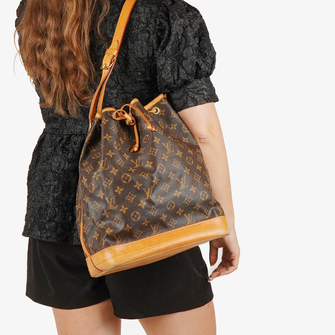 Louis Vuitton Noe GM Monogram Canvas Shoulder Bag