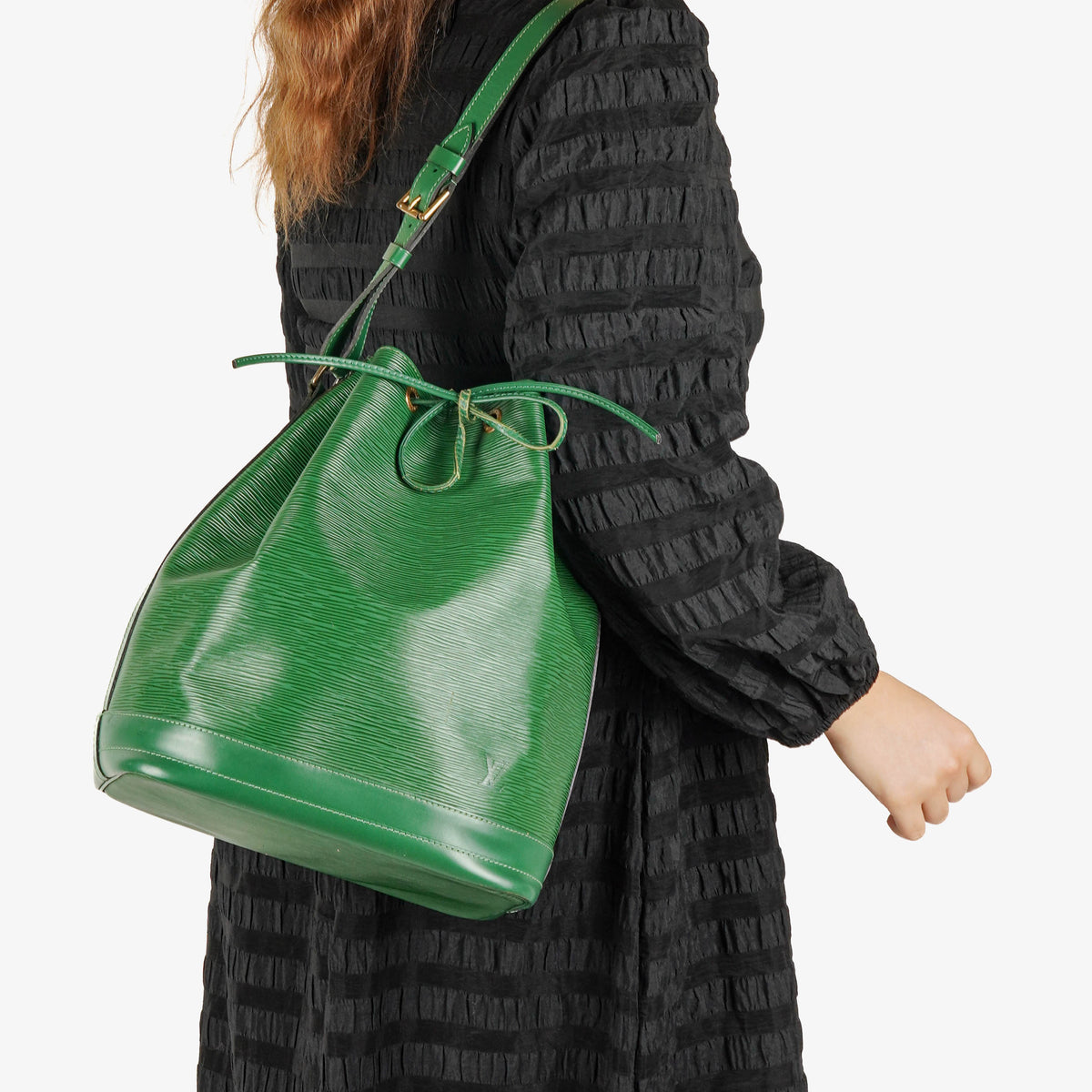 Louis Vuitton Noe Grande GM Green EPI Leather Shoulder Bag