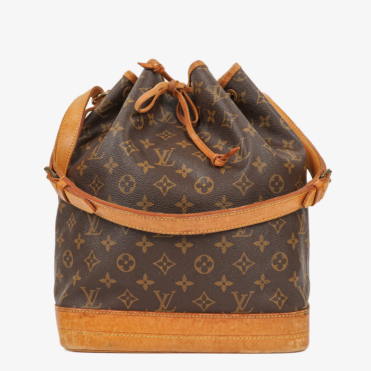 Louis Vuitton Noe Grande GM Monogram Canvas Shoulder Bag