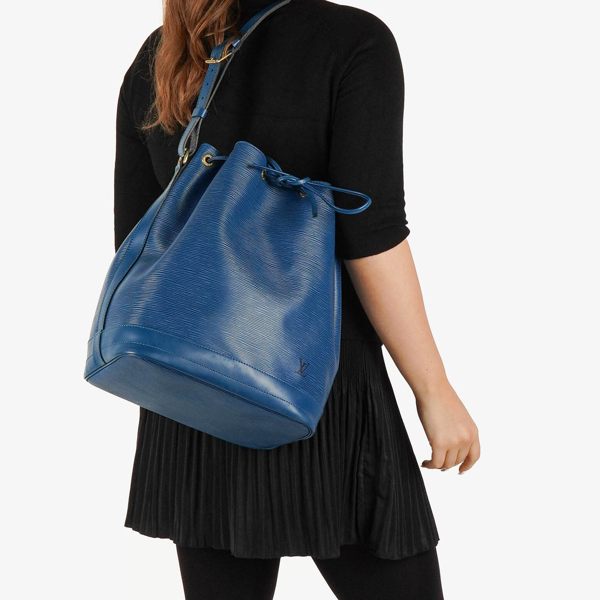 Louis Vuitton Noe GM Blue EPI Leather Shoulder Bag