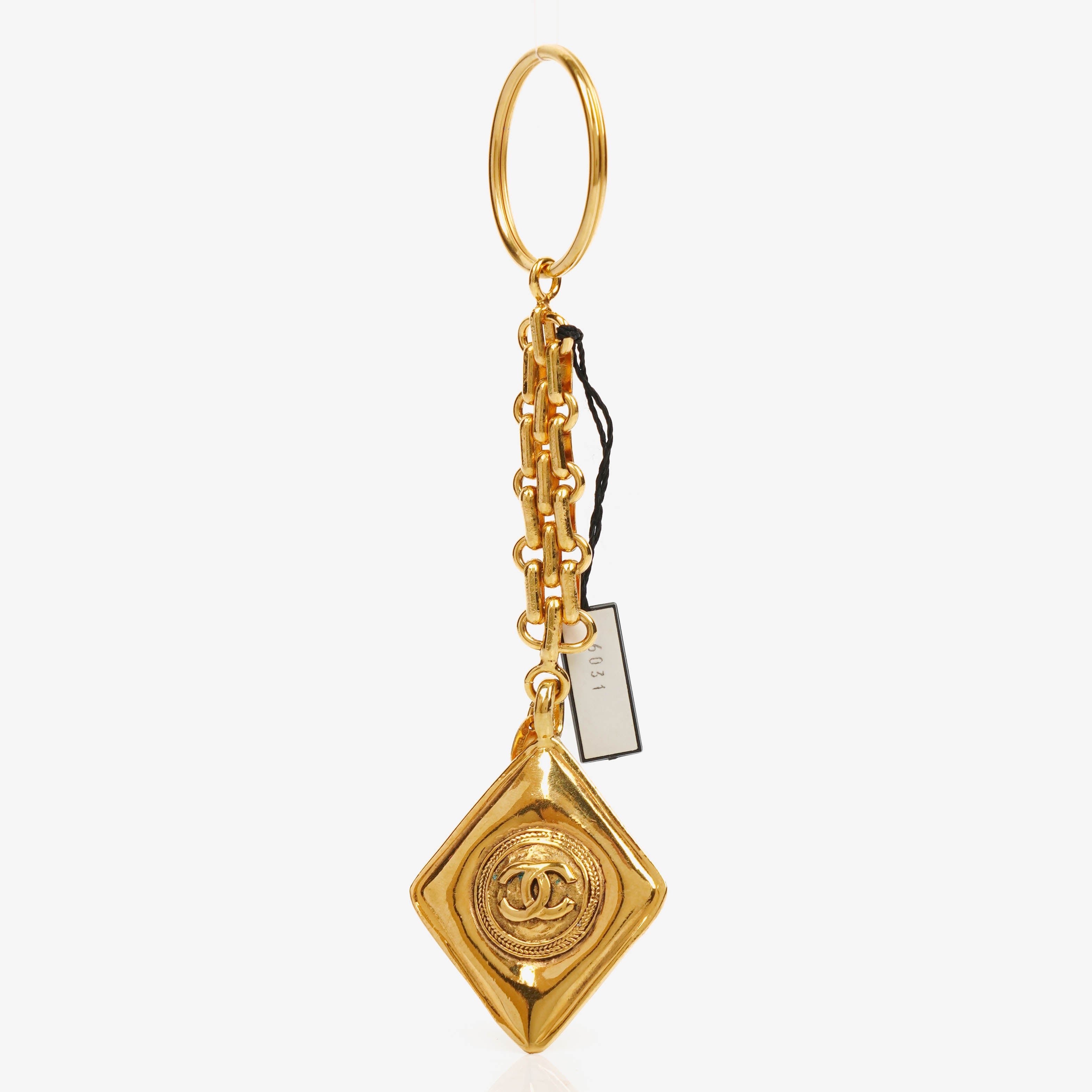 Chanel Coco Mark Keychain – PLAMEXS