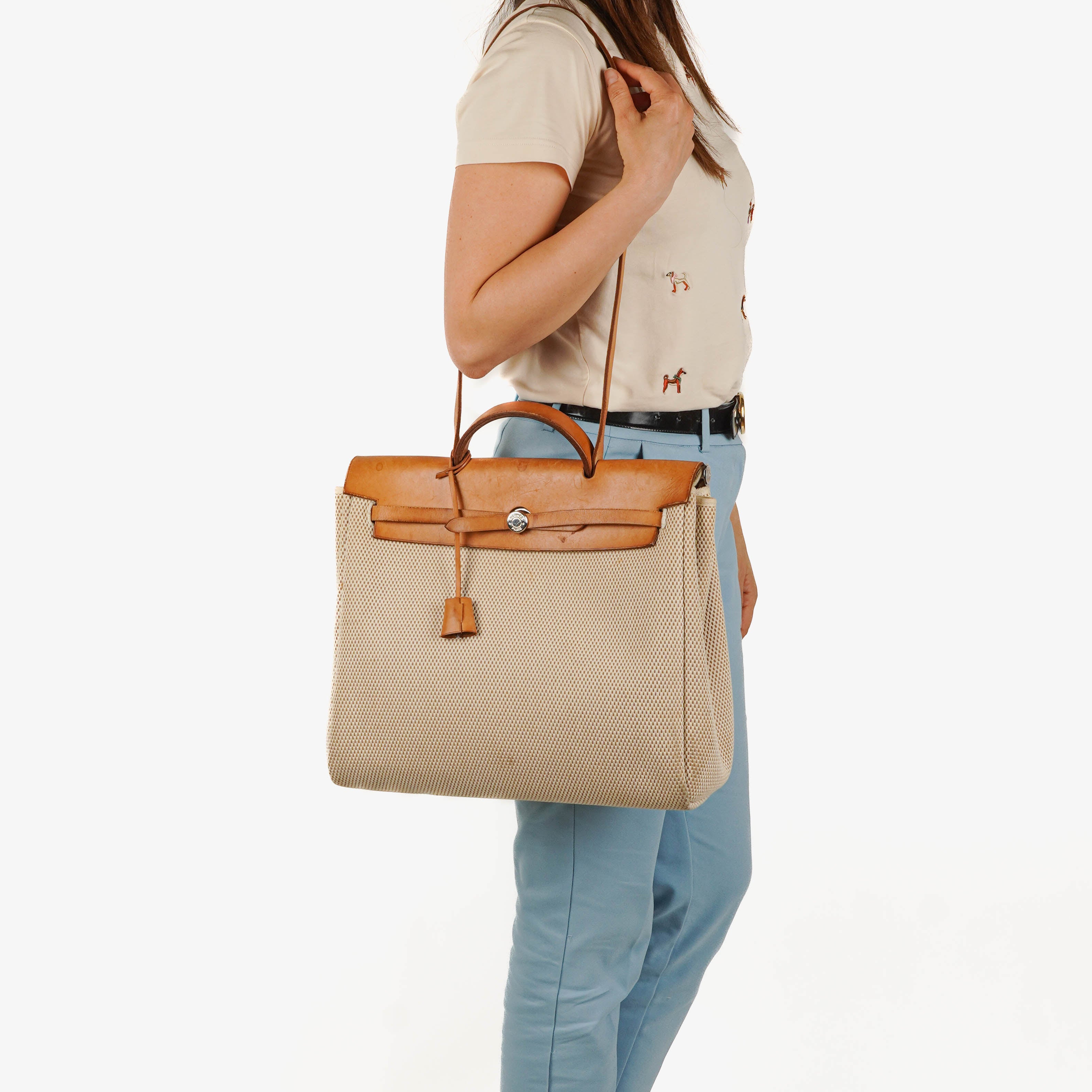 Hermes Herbag MM Vache Hunter Criss Viking Ecru Beige Naturel 2 Way Shoulder Bag
