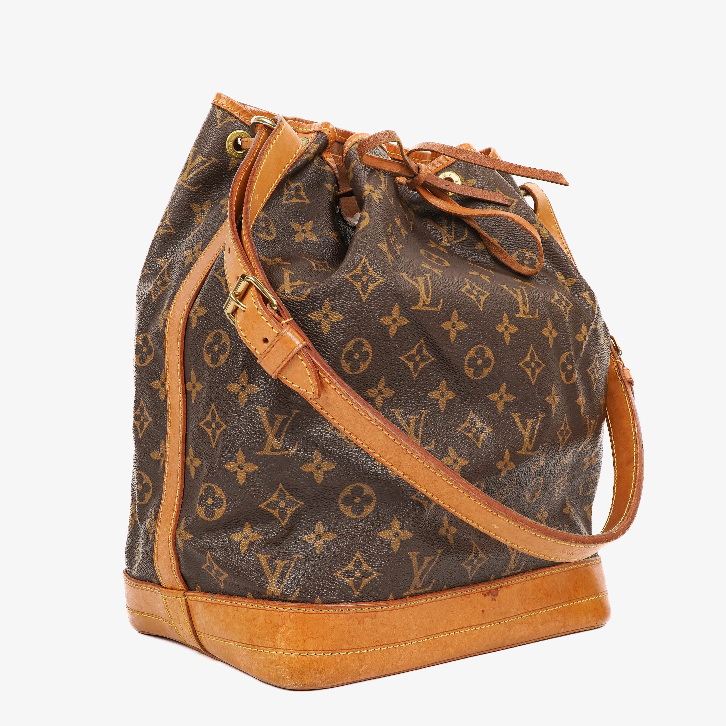 Louis Vuitton Noe Grande GM Monogram Canvas Shoulder Bag