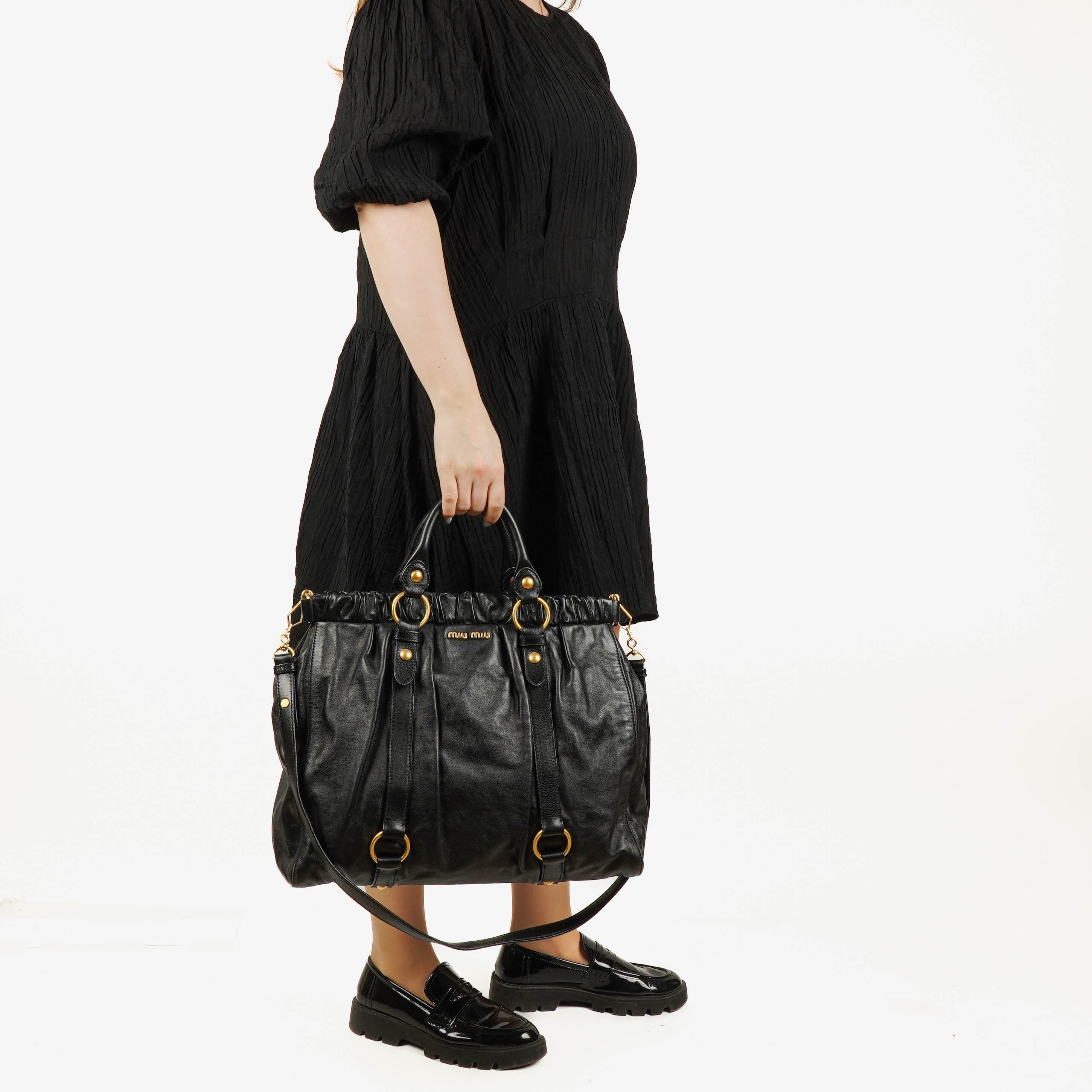 Sac satchel Miu Miu Vitello noir