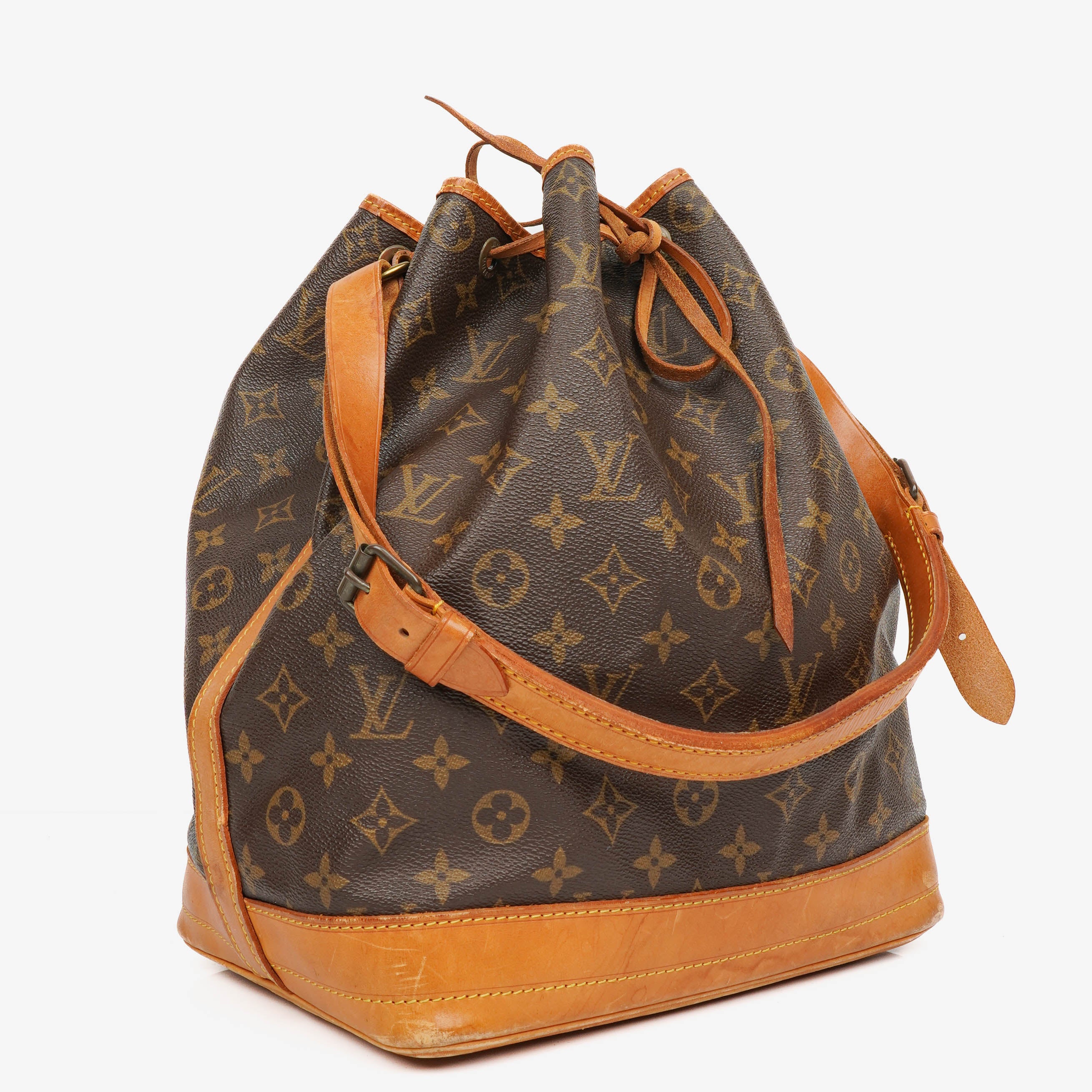 Louis Vuitton Noe GM Monogram Canvas Shoulder Bag