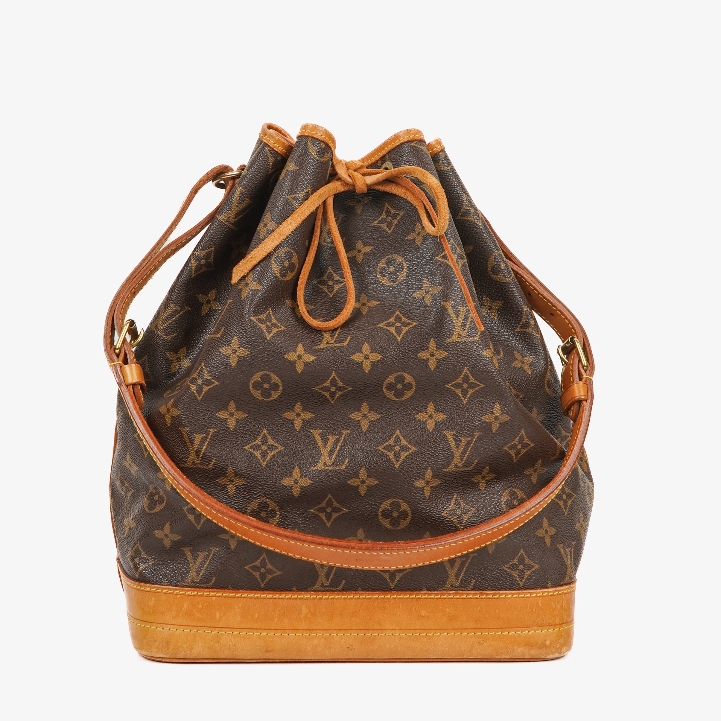 Louis Vuitton Noe Grande GM Monogram Canvas Shoulder Bag