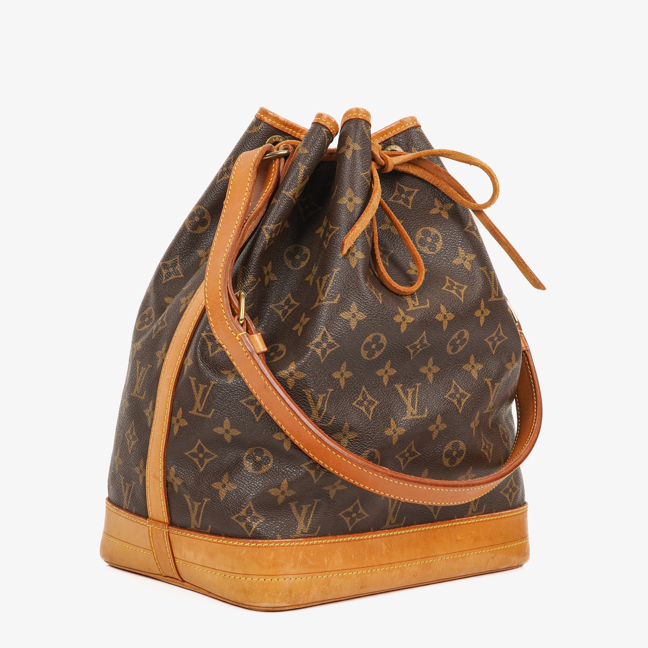 Louis Vuitton Noe Grande GM Monogram Canvas Shoulder Bag