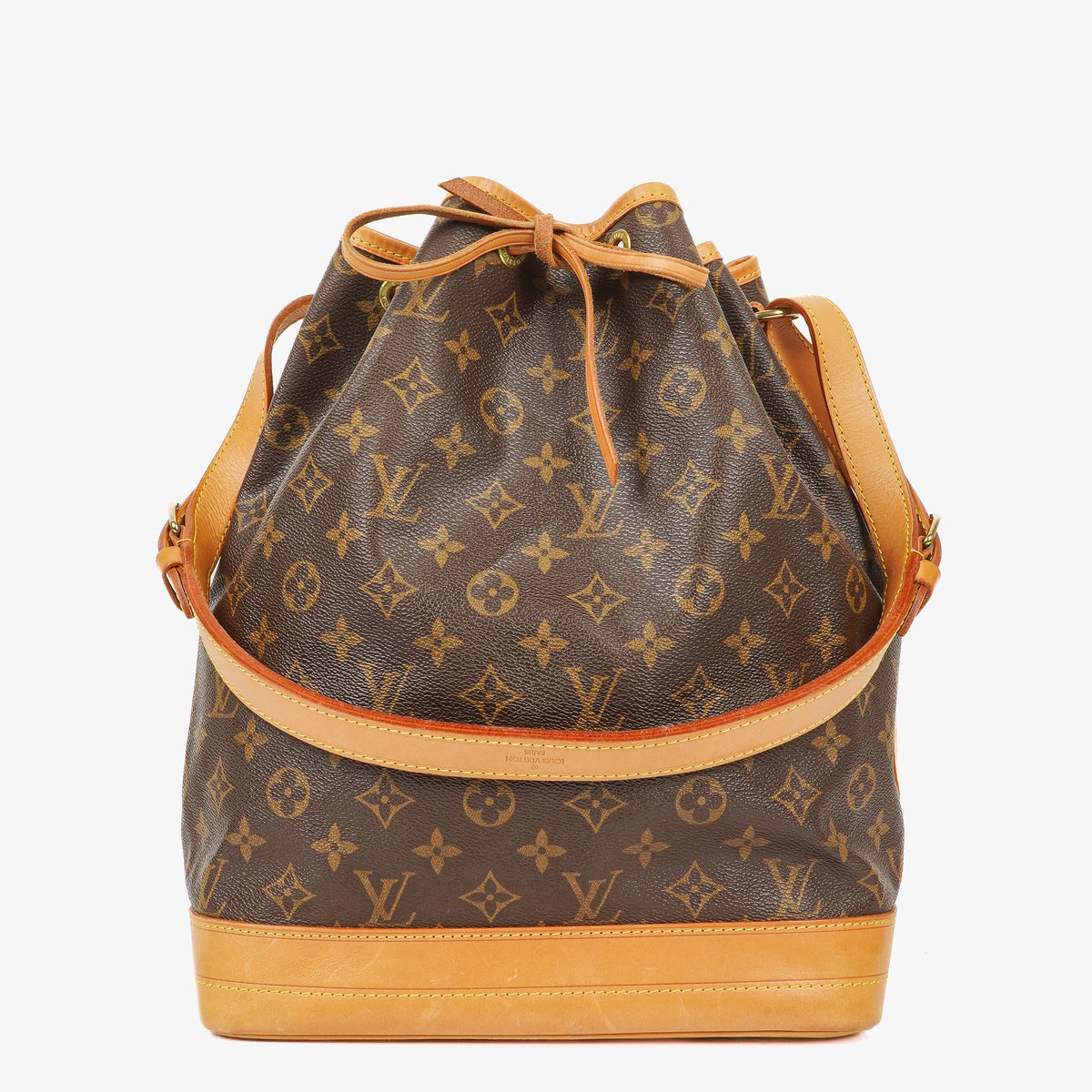 Louis Vuitton Noe Grande GM Monogram Canvas Shoulder Bag