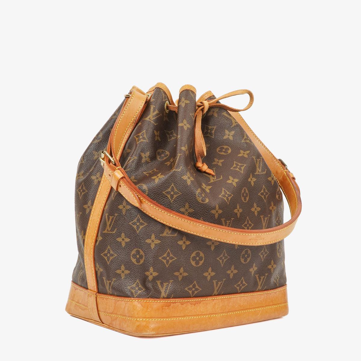 Louis Vuitton Noe Grande GM Monogram Canvas Shoulder Bag