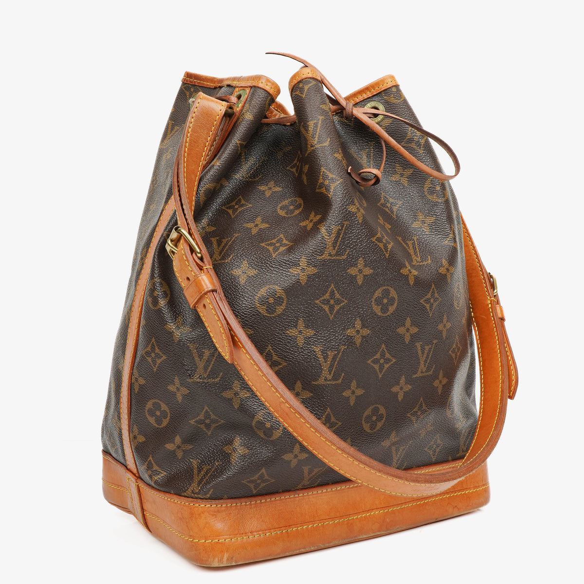 Louis Vuitton Noe GM Monogram Canvas Shoulder Bag