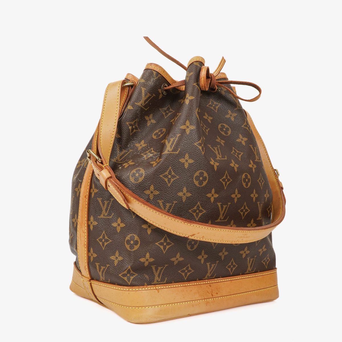 Louis Vuitton Noe Grande GM Monogram Canvas Shoulder Bag