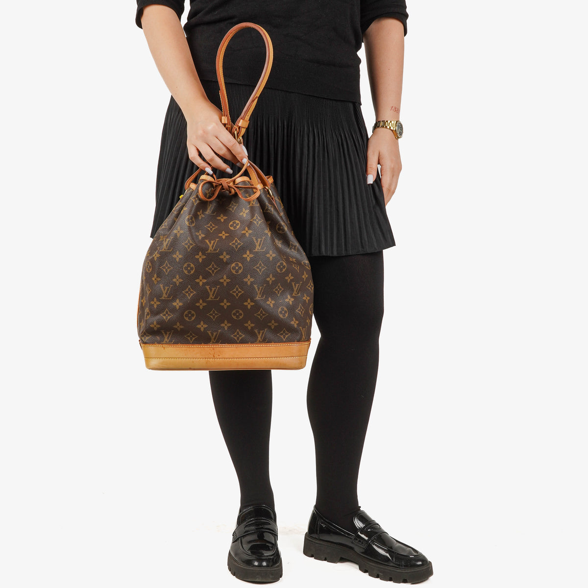 Louis Vuitton Noe Grande GM Monogram Canvas Shoulder Bag