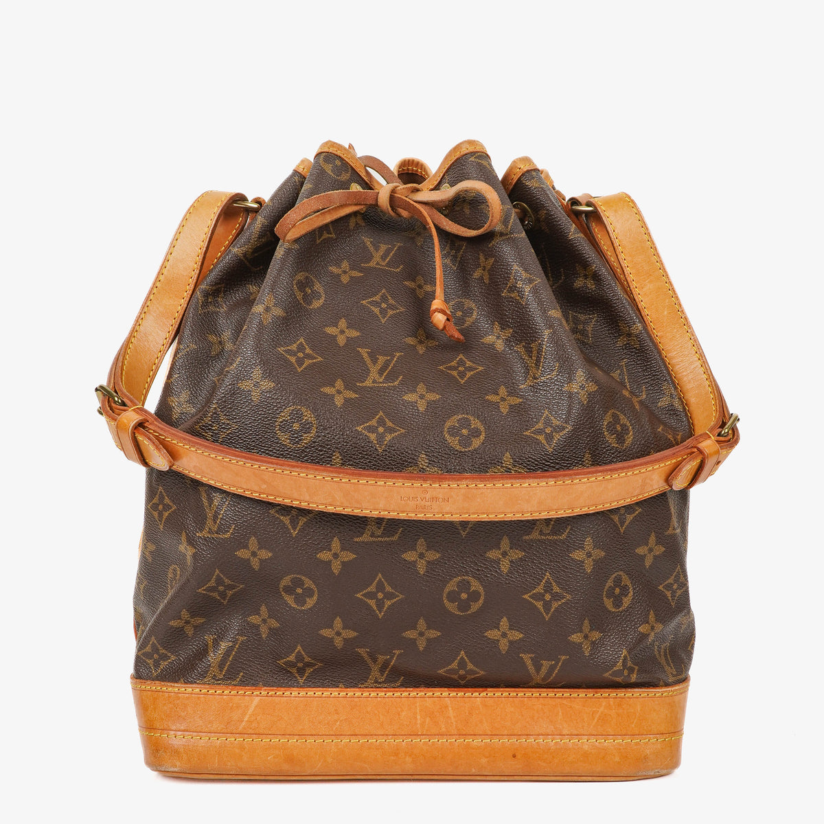 Louis Vuitton Noe Grande GM Monogram Canvas Shoulder Bag