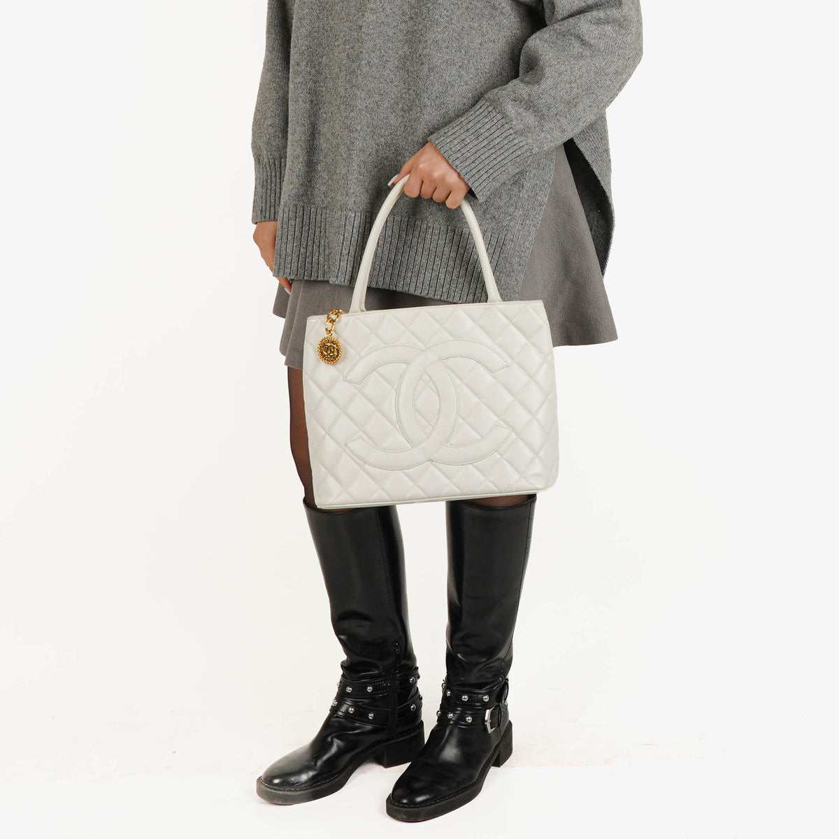 Chanel Medallion Vintage Tote Bag In White Quilted Caviar Leather