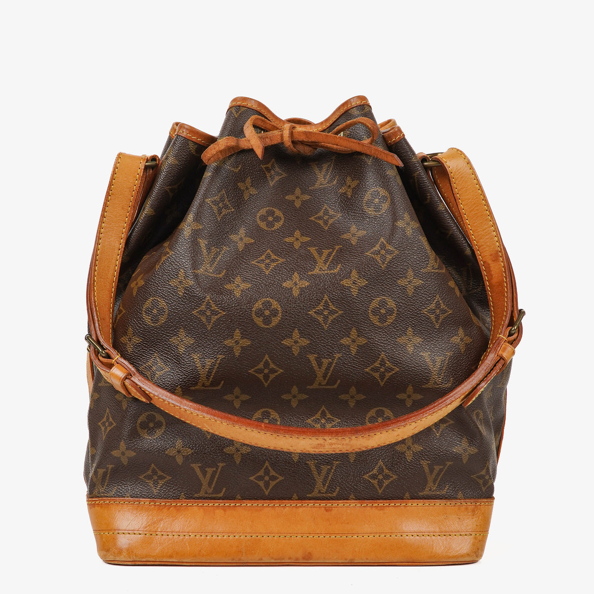 Louis Vuitton Noe Grande GM Monogram Canvas Shoulder Bag