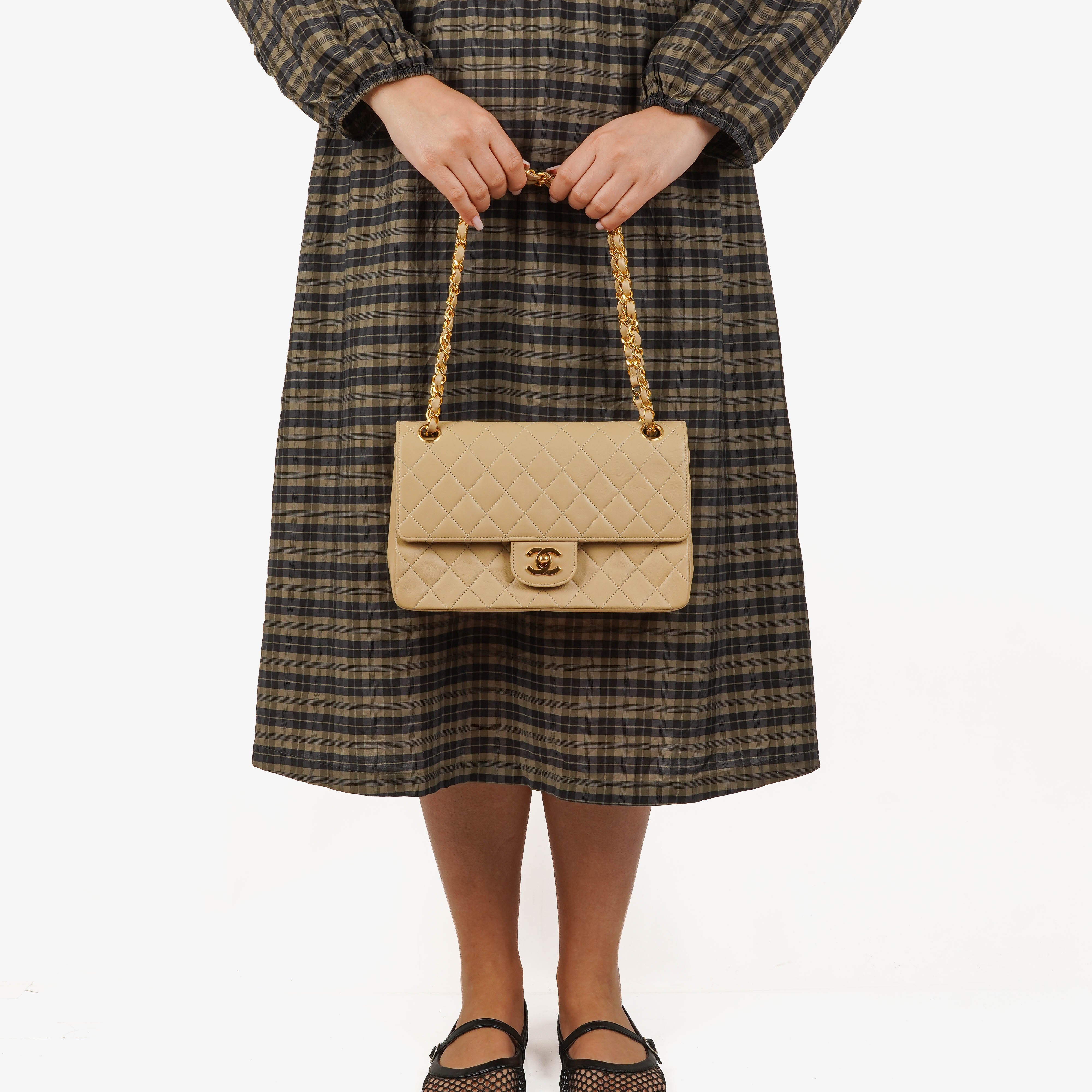 Chanel Medium Classic Vintage Double Flap Bag Beige Quilted Lambskin 24K Gold-Plated Hardware