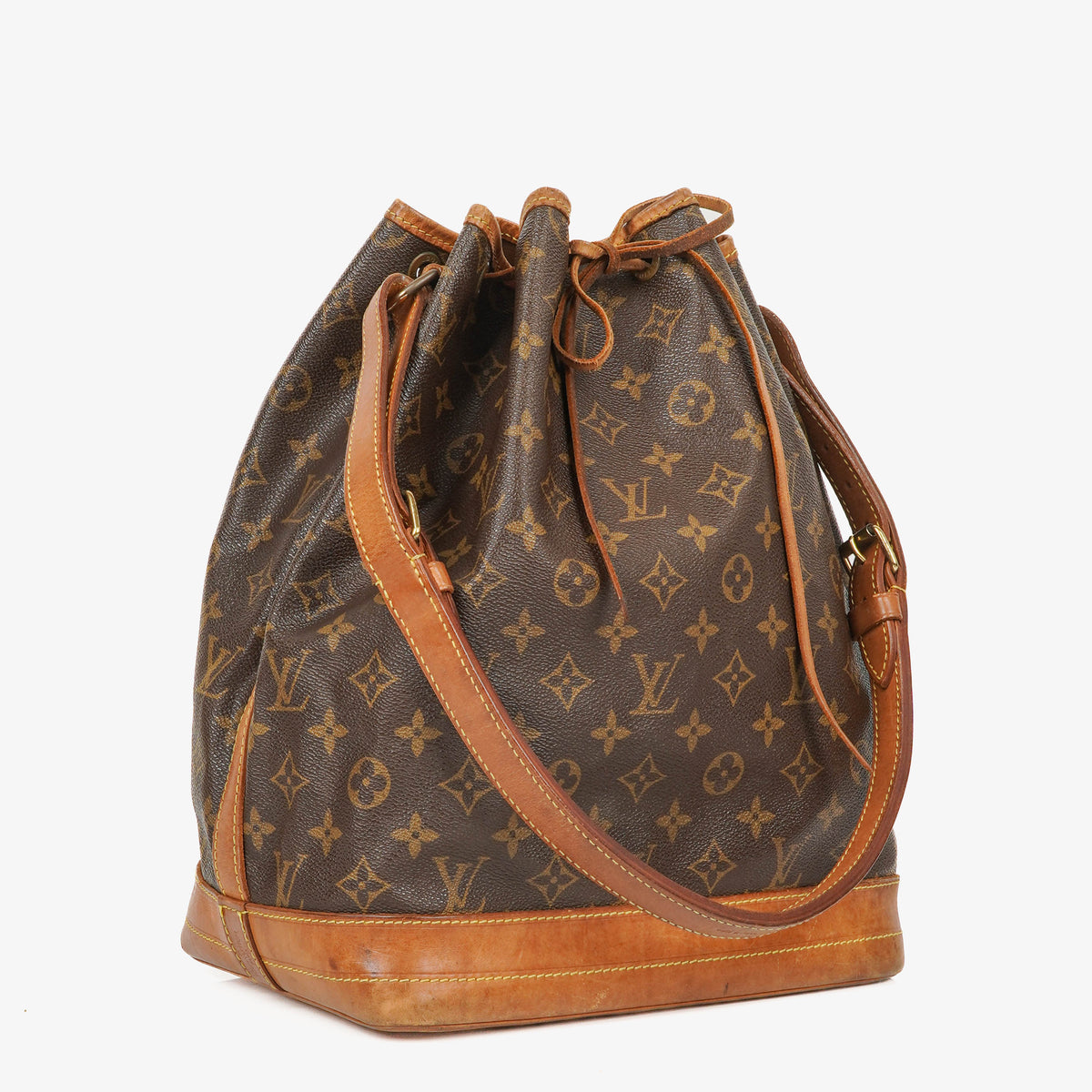 Louis Vuitton Noe Grande GM Monogram Canvas Shoulder Bag
