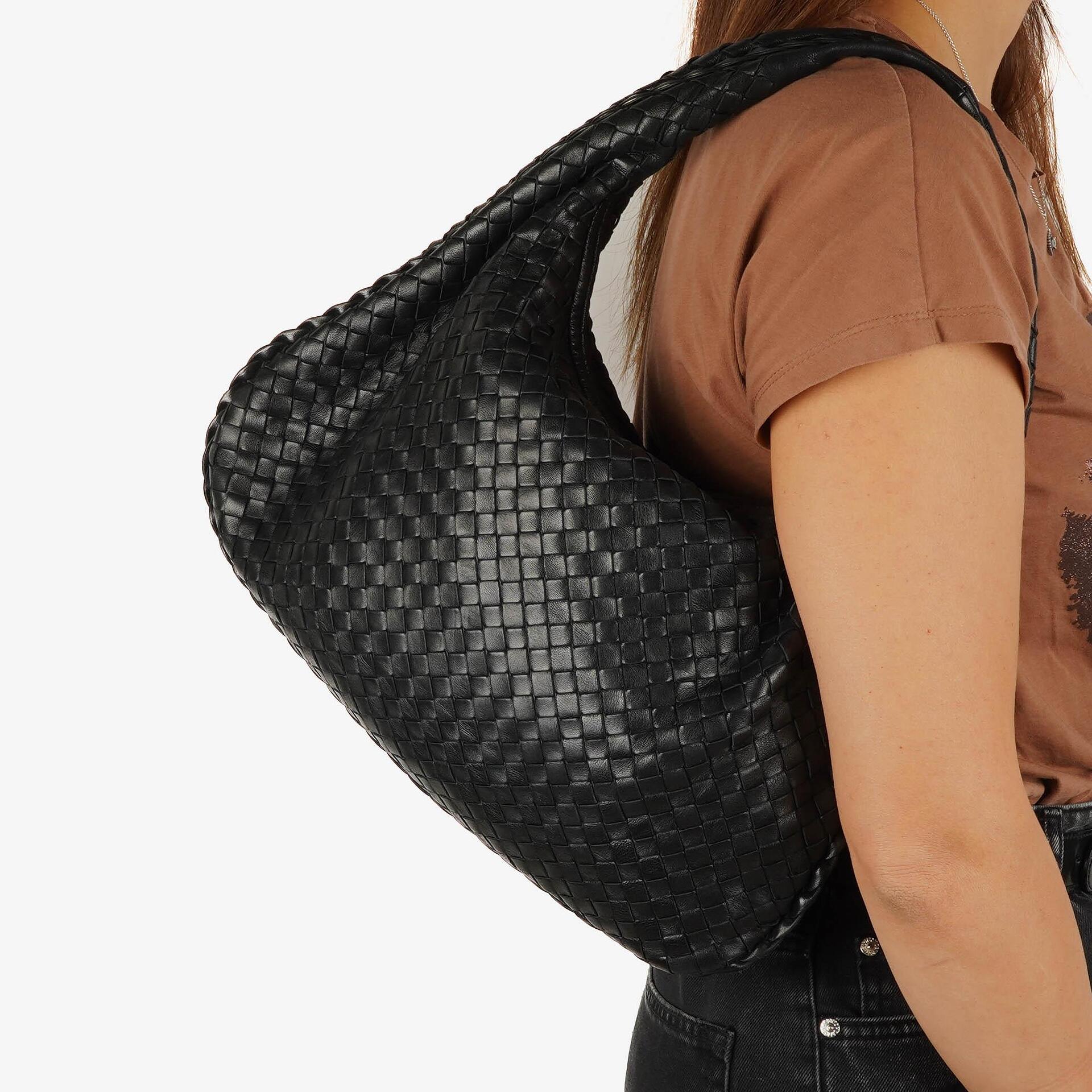 Bottega Veneta Nappa Intrecciato Medium Veneta Hobo Black