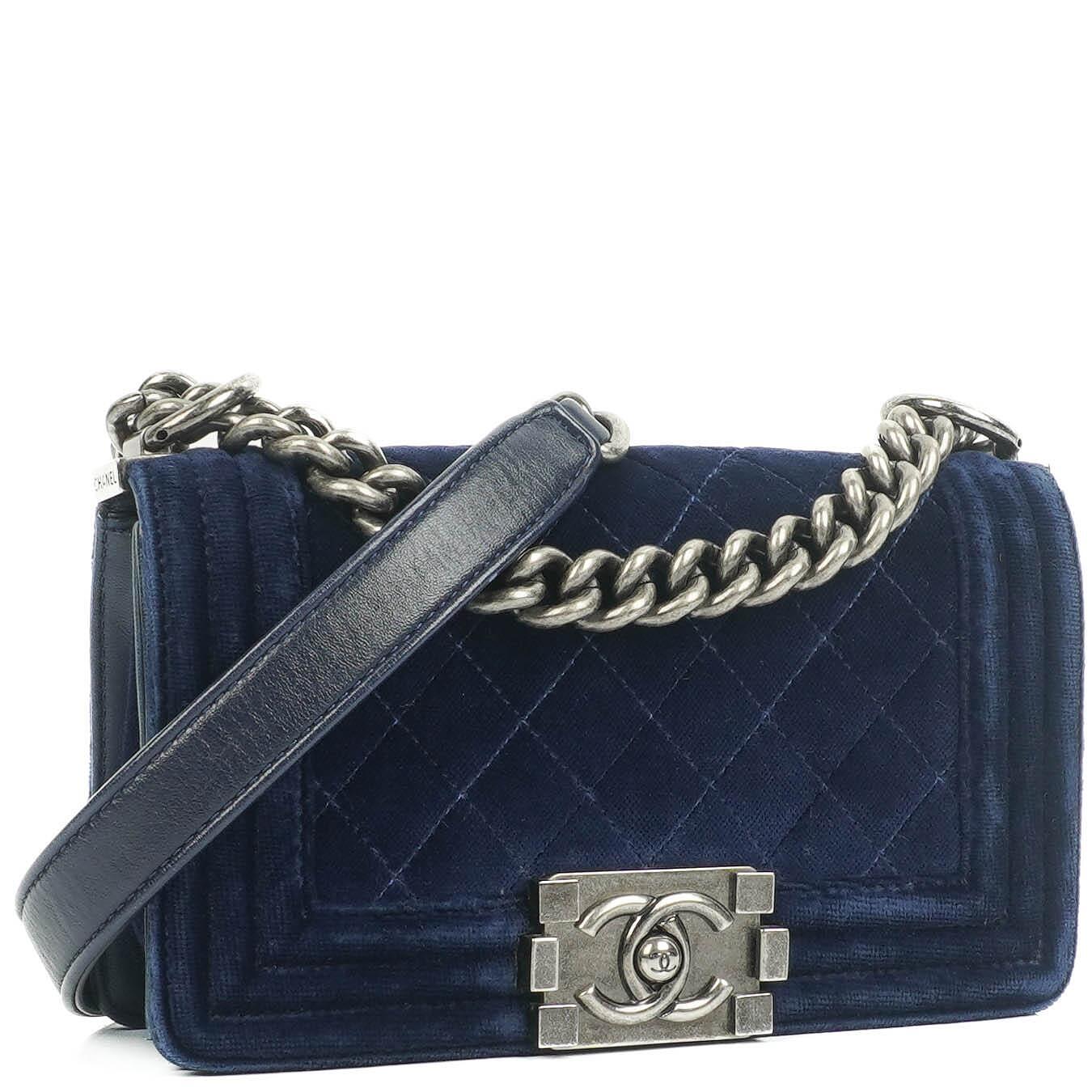 Chanel Kleine Boy Flap Tasche Blauer Samt Ruthenium Hardware