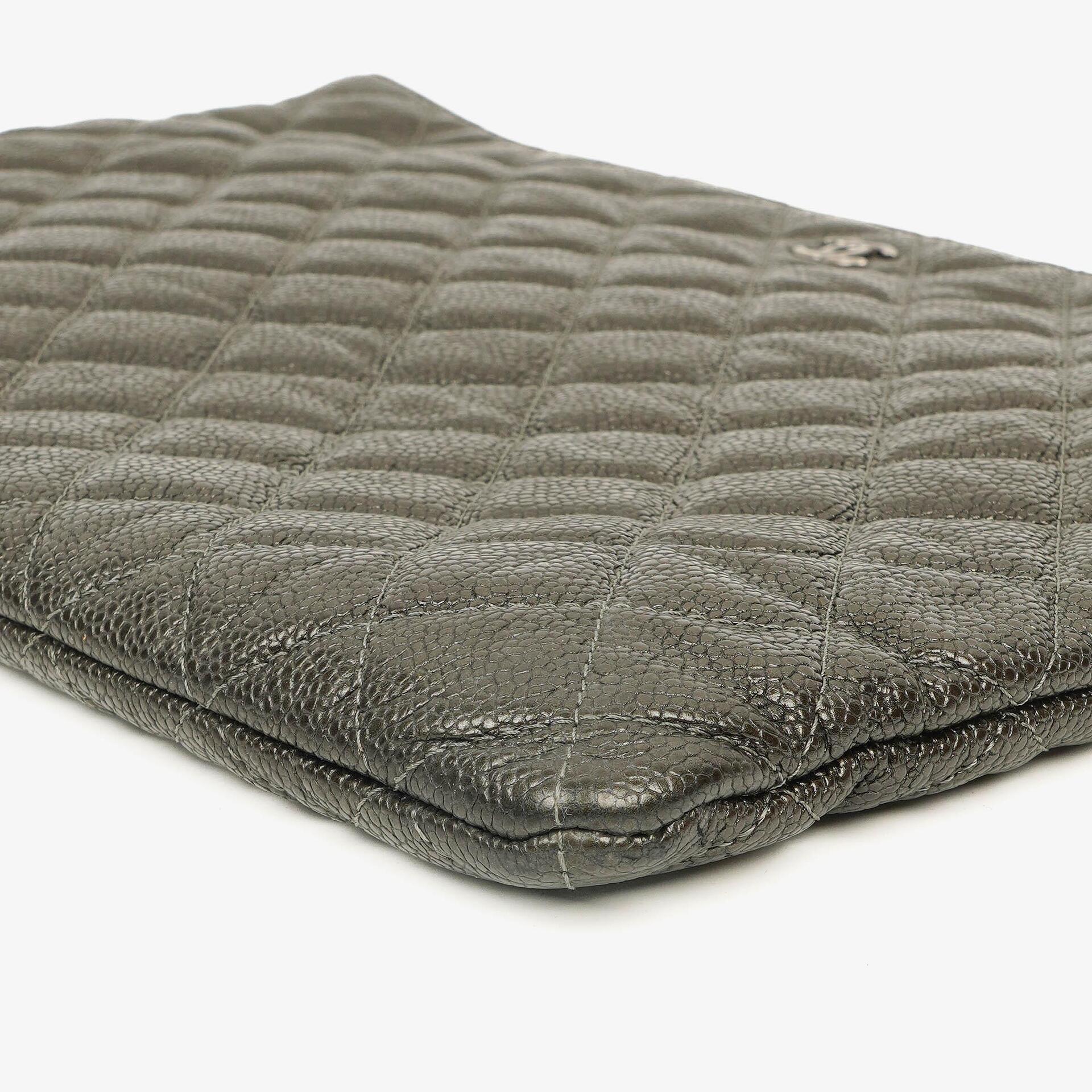 Chanel Boy Cosmetic Case Large Metallic Caviar Quilted