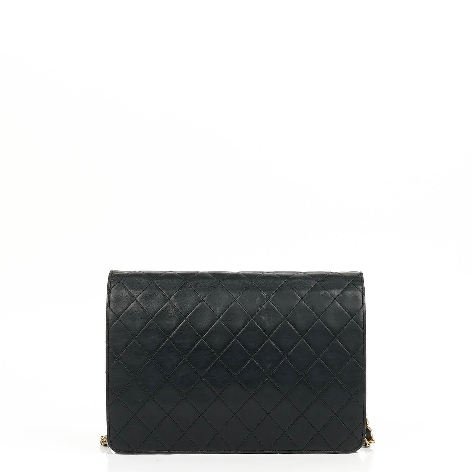 Chanel Classic Medium Single Flap Bag Black Quilted Lambskin 24K Gold-Plated Hardware