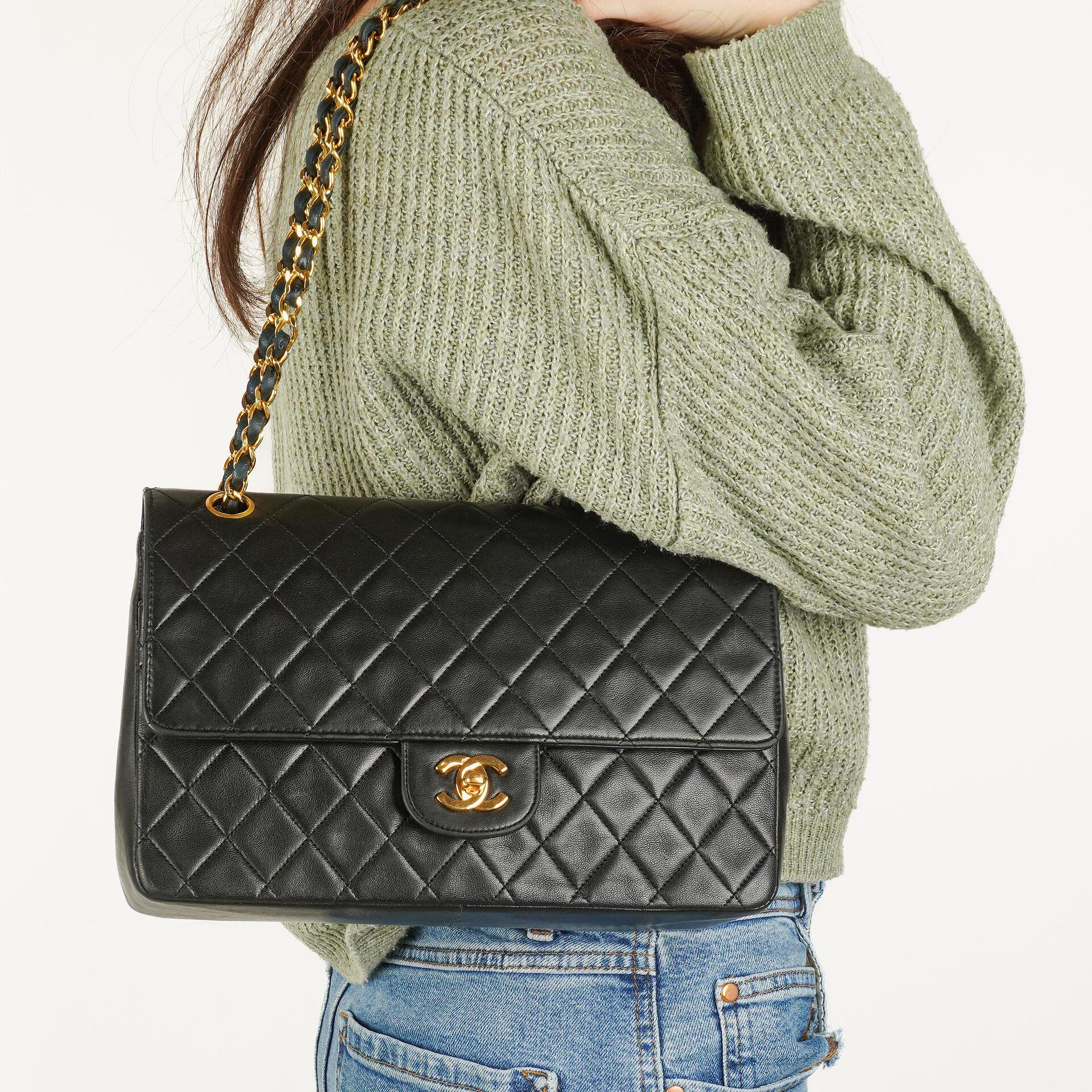 Chanel Medium Classic Vintage Double Flap Bag Black Quilted Lambskin 24K Gold-Plated Hardware