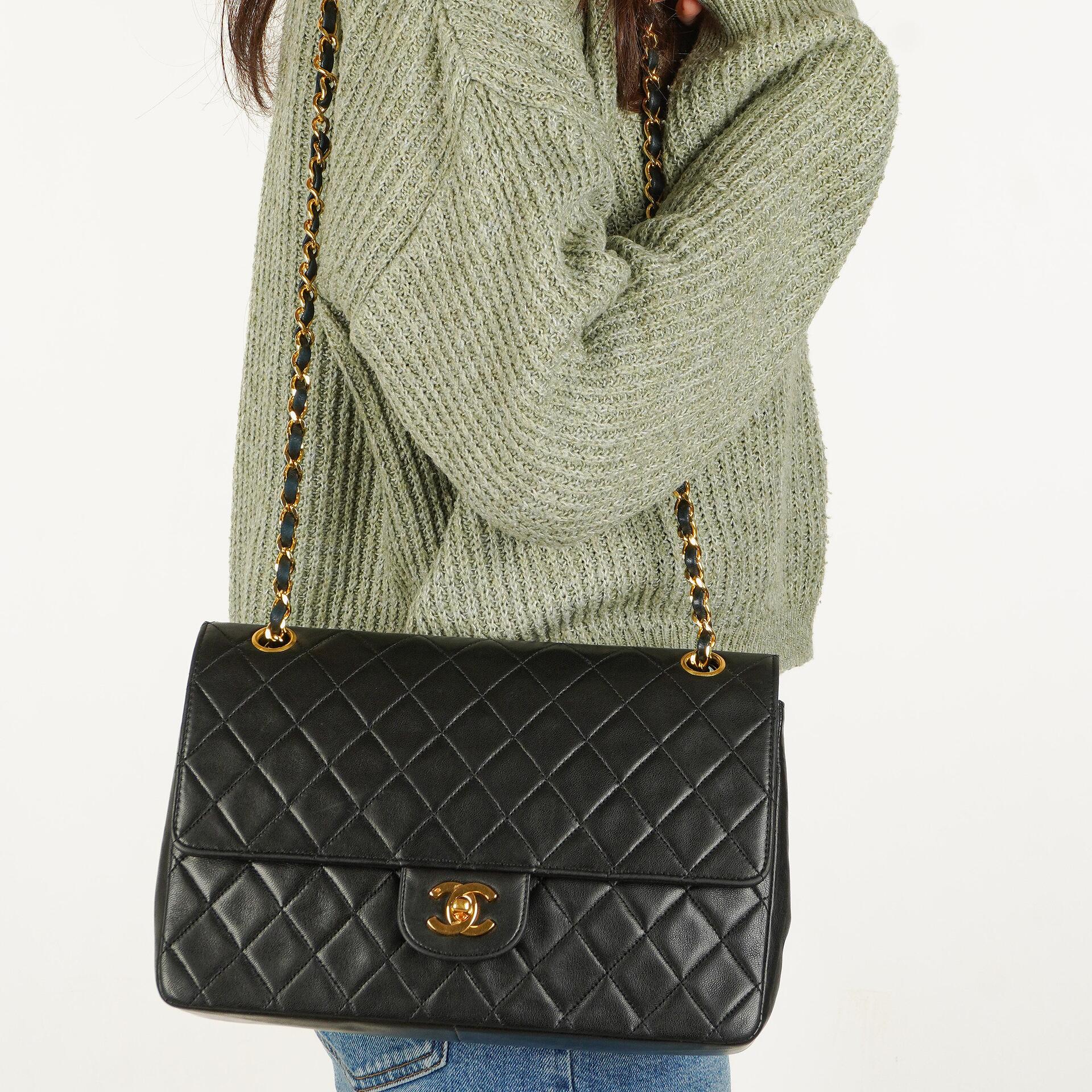 Chanel Medium Classic Vintage Double Flap Bag Black Quilted Lambskin 24K Gold-Plated Hardware