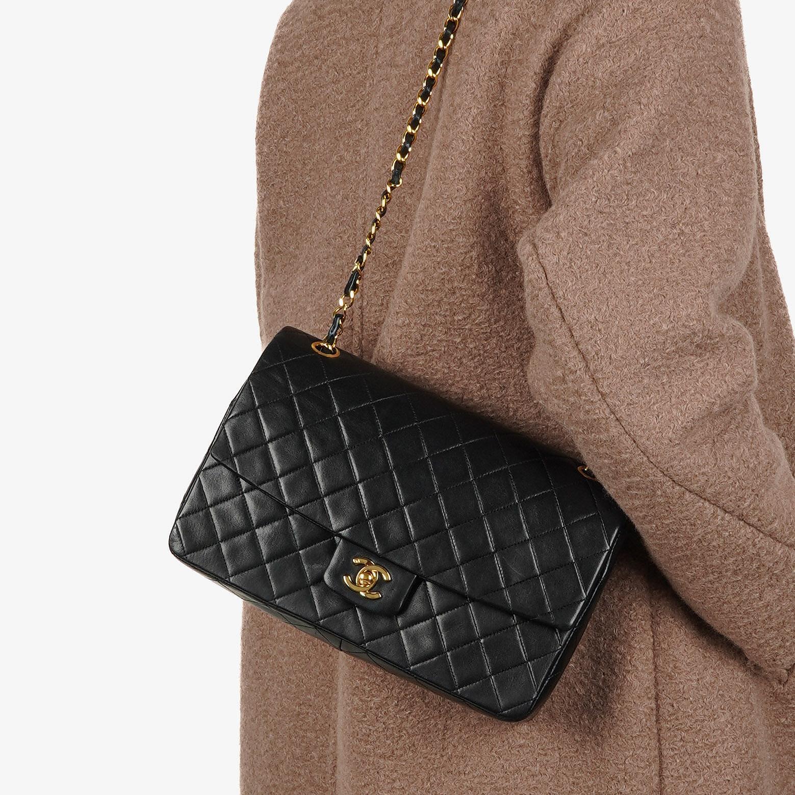 Chanel Classic Vintage Single Flap Bag Black Quilted Lambskin 24K Gold-Plated Hardware