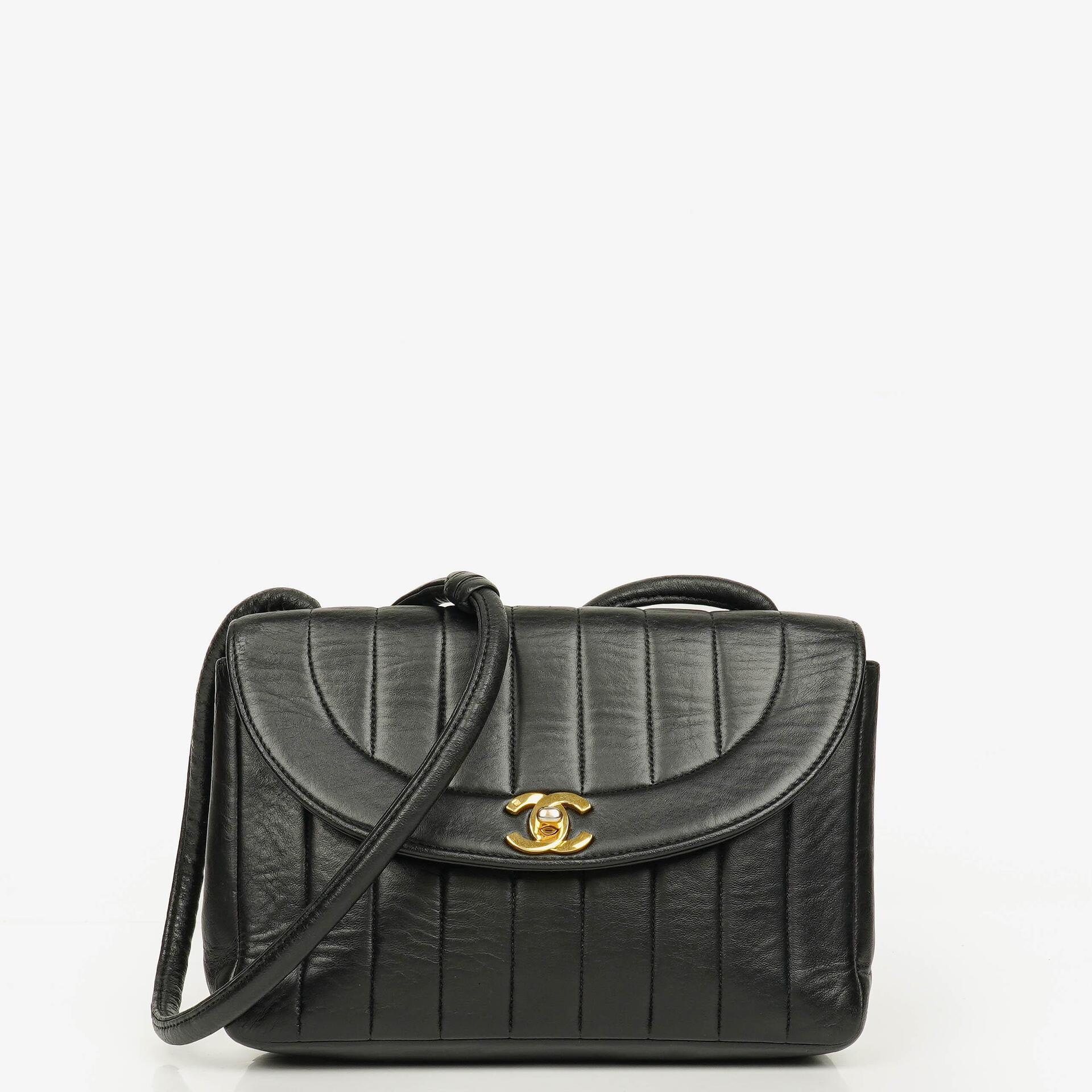 Chanel Diana Black Vertical Quilted Lambskin Single Flap Bag With 24K Gold-Plated Hardware