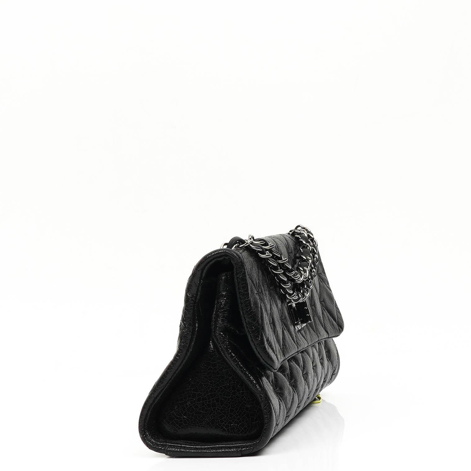 Sac Rabat Mademoiselle en Veau Craquelé Glacé avec Ferrures Argentées Chanel