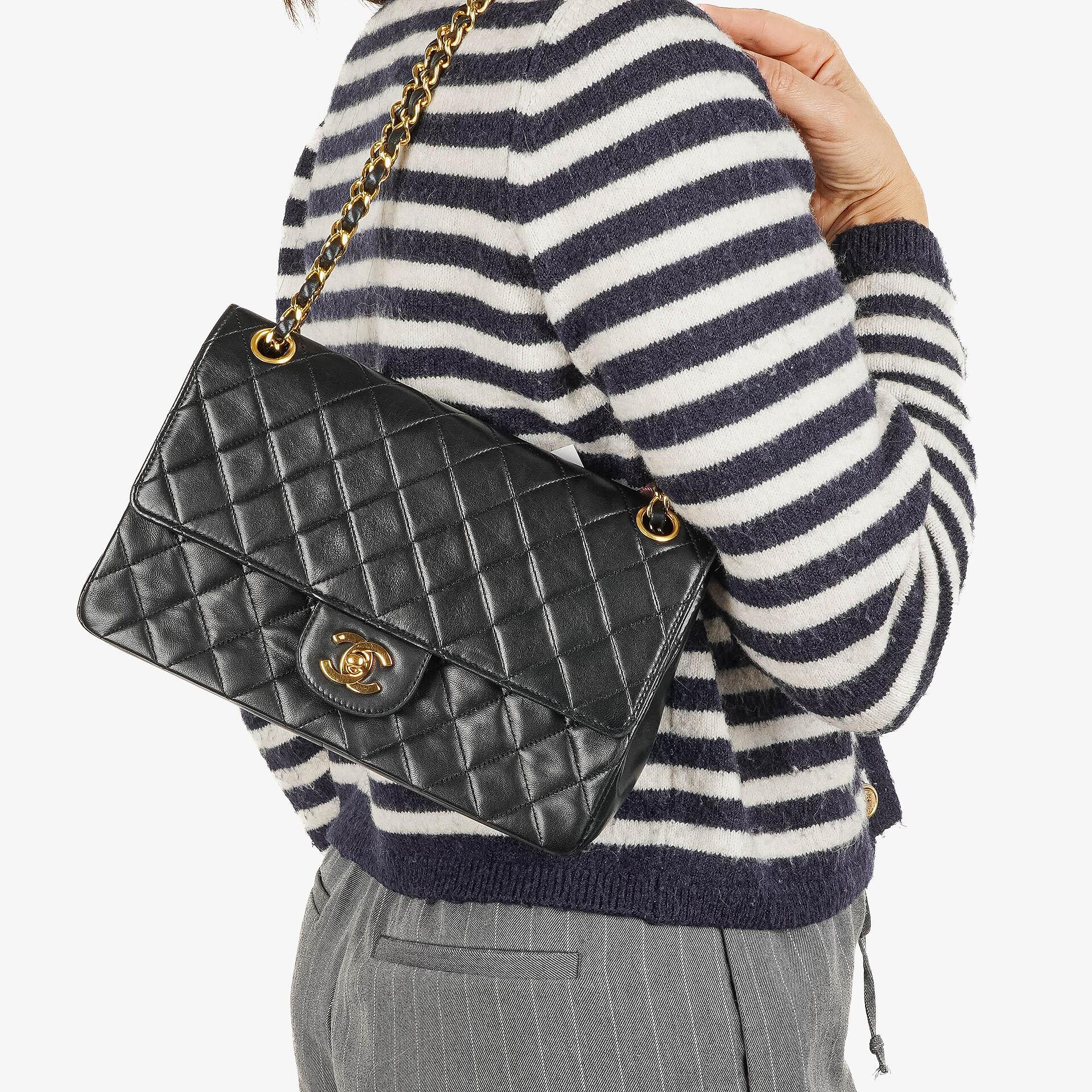 Chanel Medium Classic Vintage Double Flap Bag Black Quilted Lambskin 24K Gold-Plated Hardware
