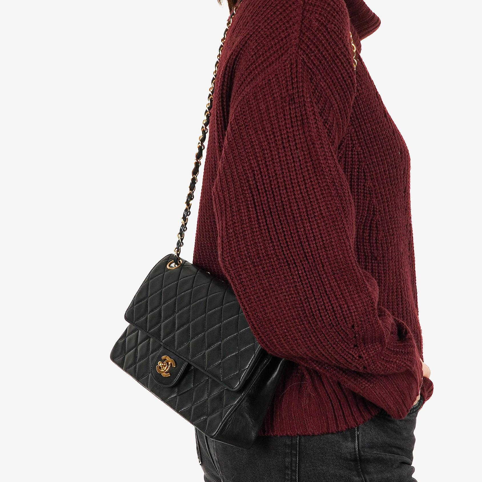 Chanel Medium Classic Vintage Double Flap Bag Black Quilted Lambskin 24K Gold-Plated Hardware