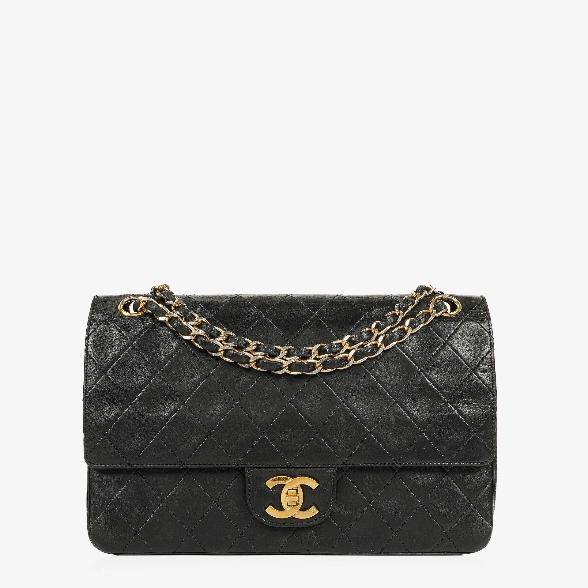 Chanel Medium Classic Vintage Double Flap Bag Black Quilted Lambskin 24K Gold-Plated Hardware