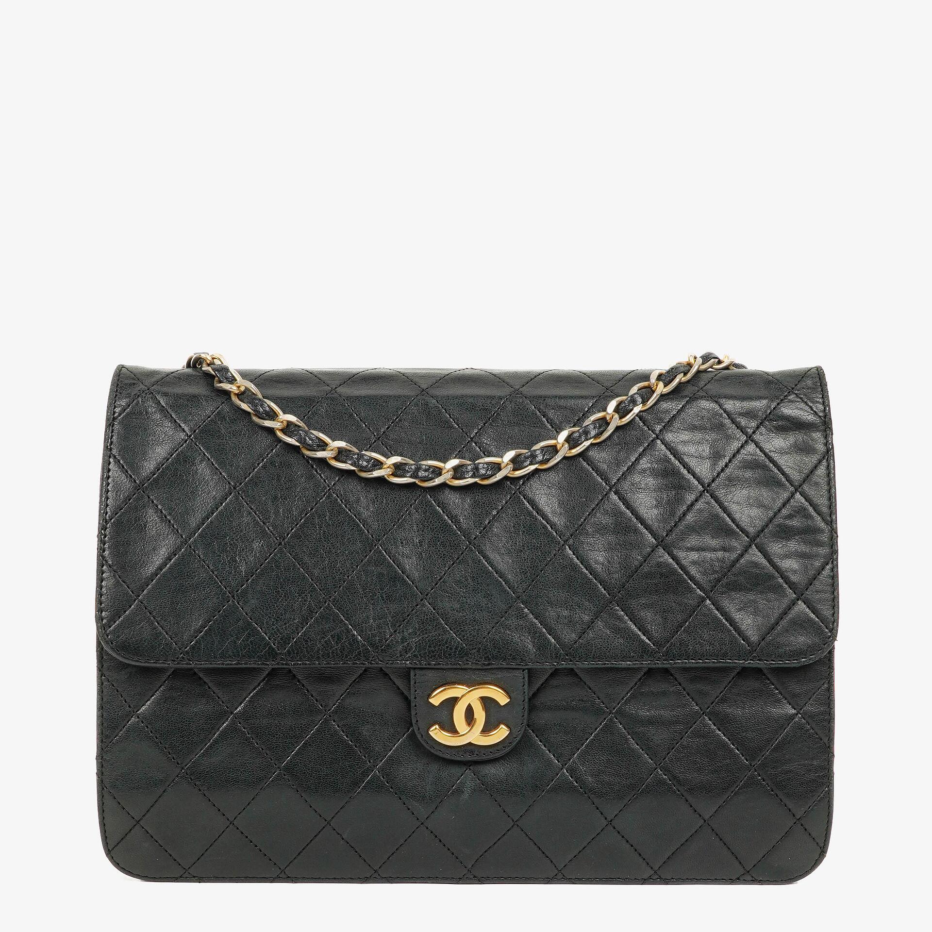 Chanel Meduim Classic Single Flap Bag Black Quilted Lambskin With 24K Gold-Plated Hardware