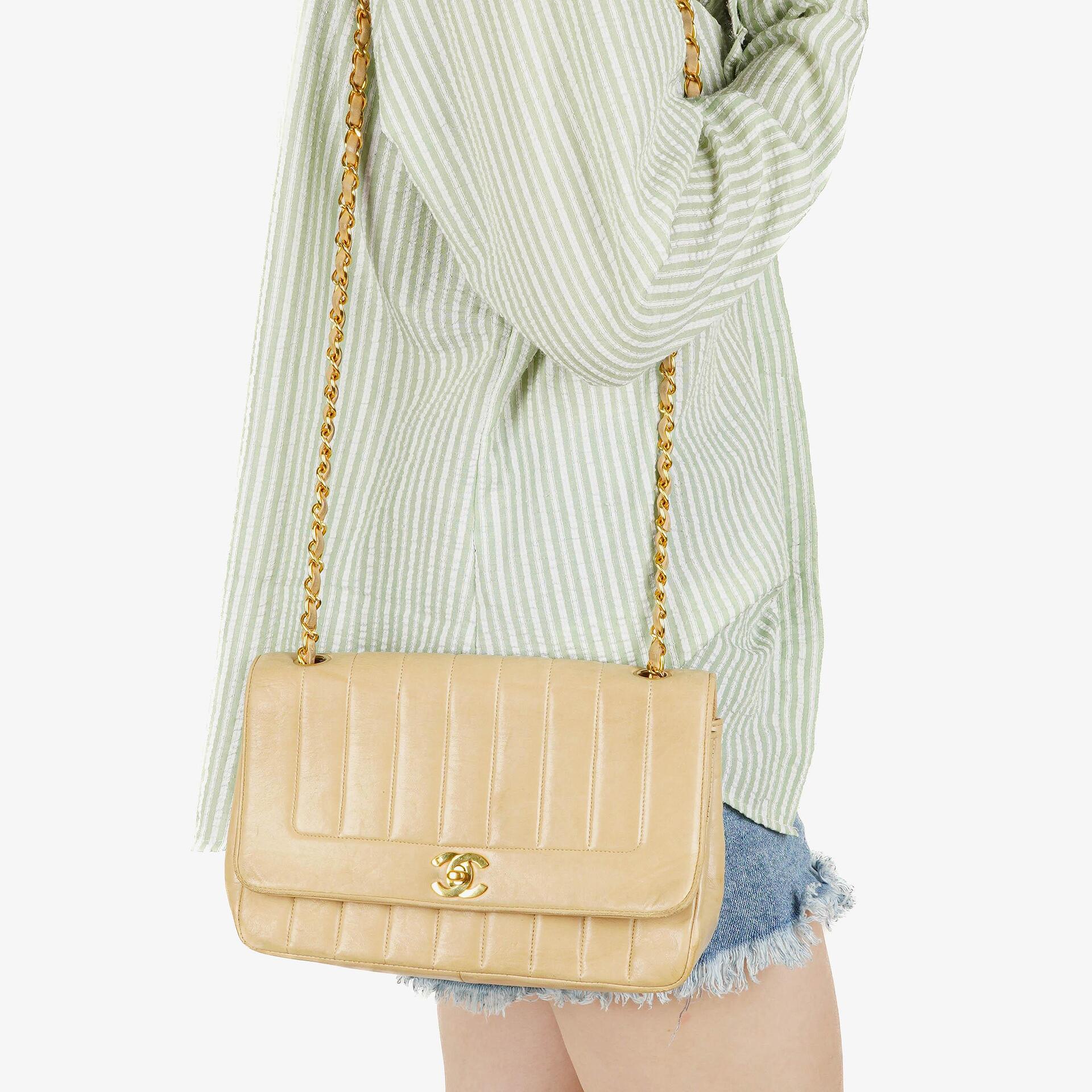 Chanel Vertical Quilted Vintage Flap Bag in Beige Lambskin