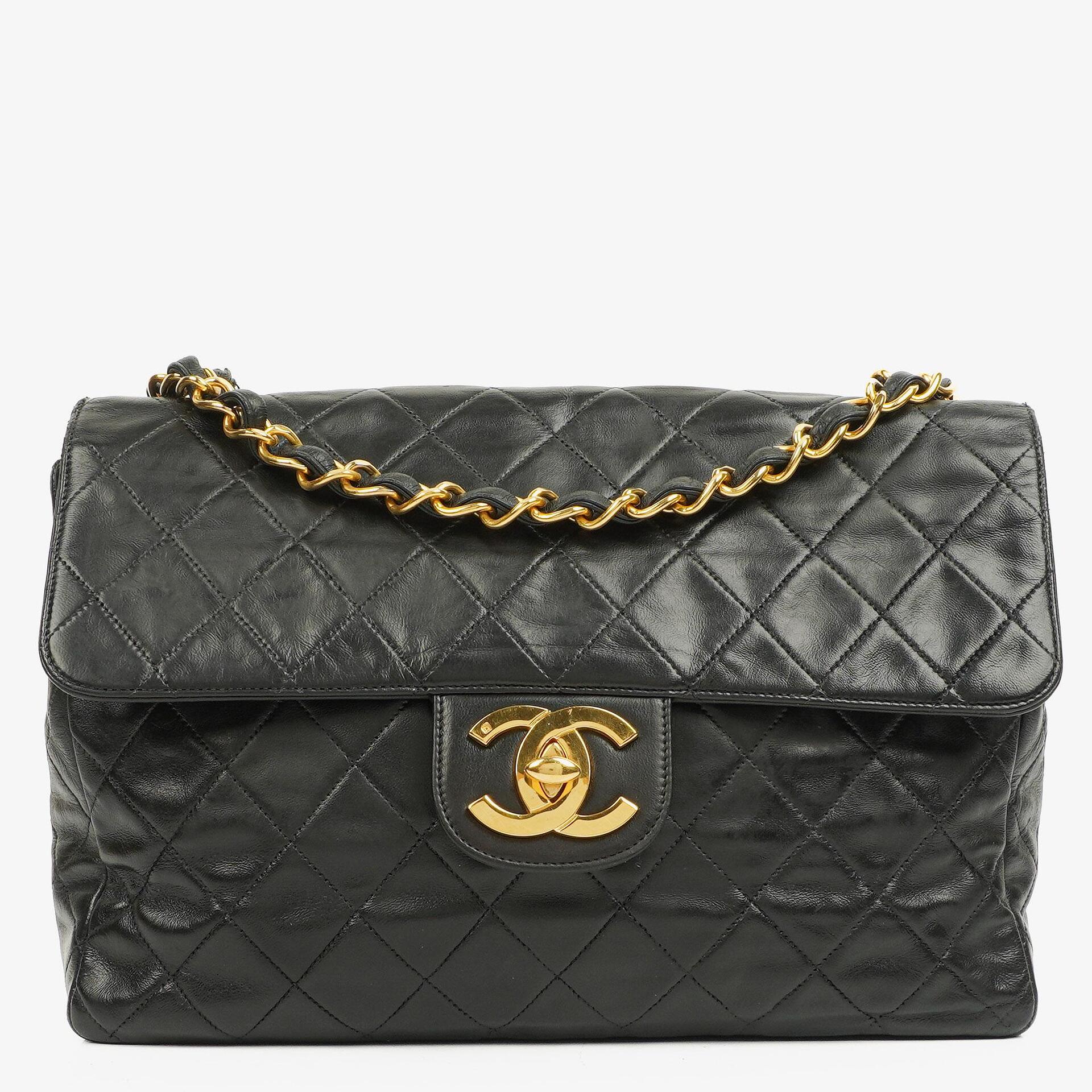 Chanel Vintage Jumbo Classic Single Flap Bag Black Patent Leather With 24K Gold-Plated Hardware