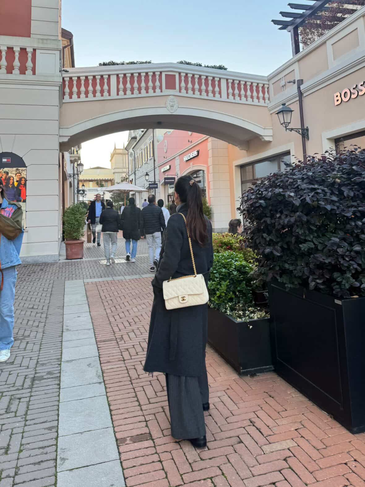 Plamex customer wearing bag 2