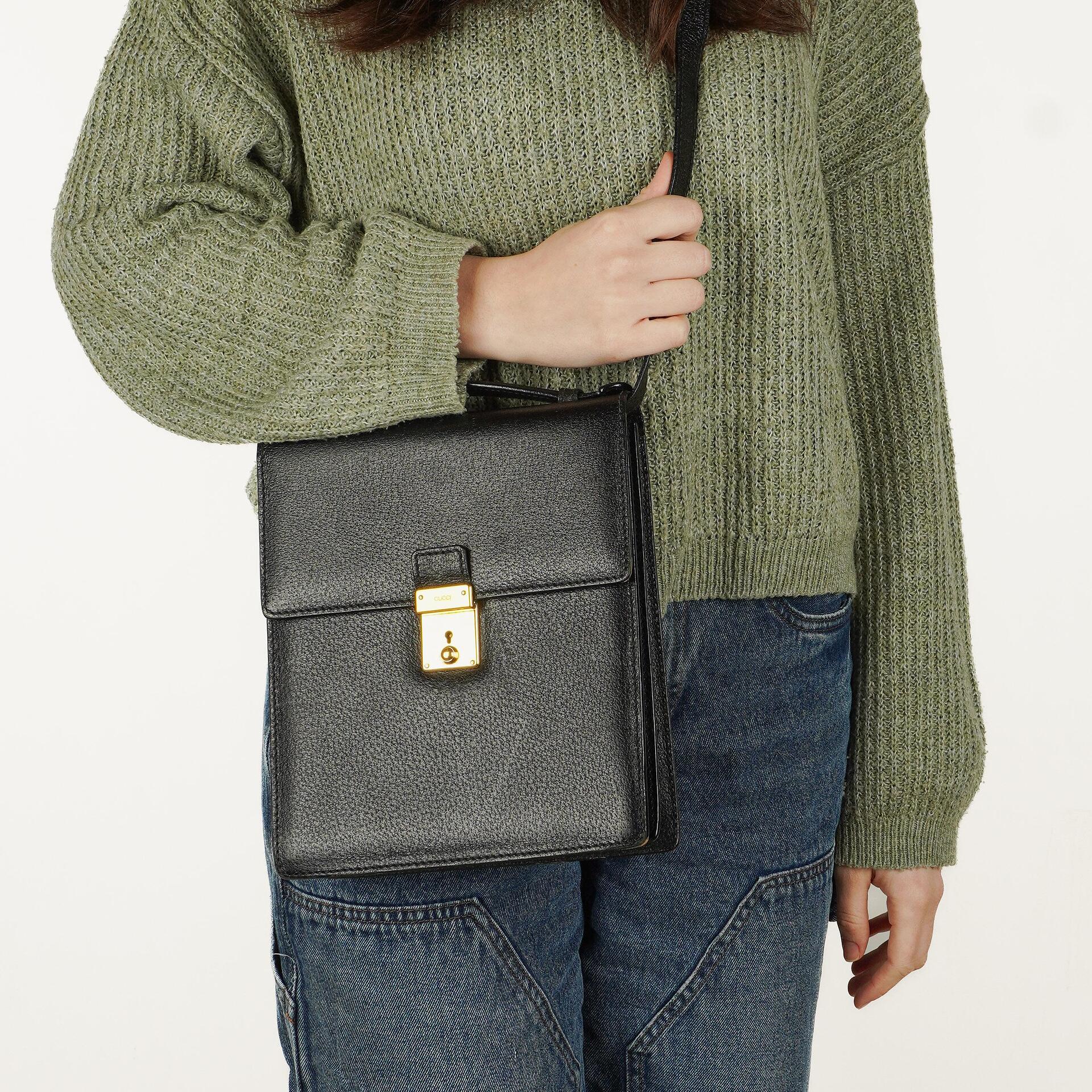 Gucci Black Grained Leather Shoulder Bag