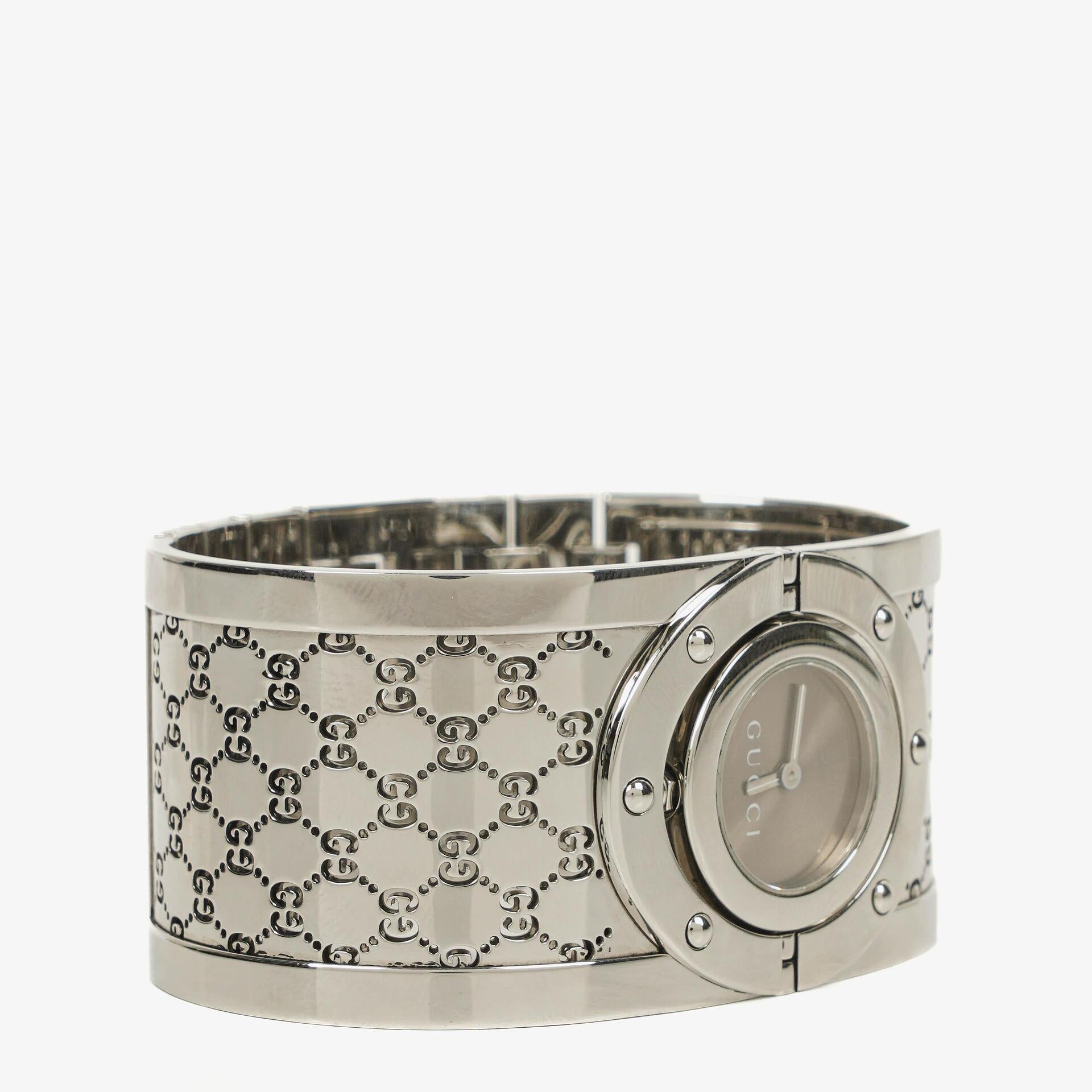 Gucci Twirl Stainless Steel 33mm Quartz Watch