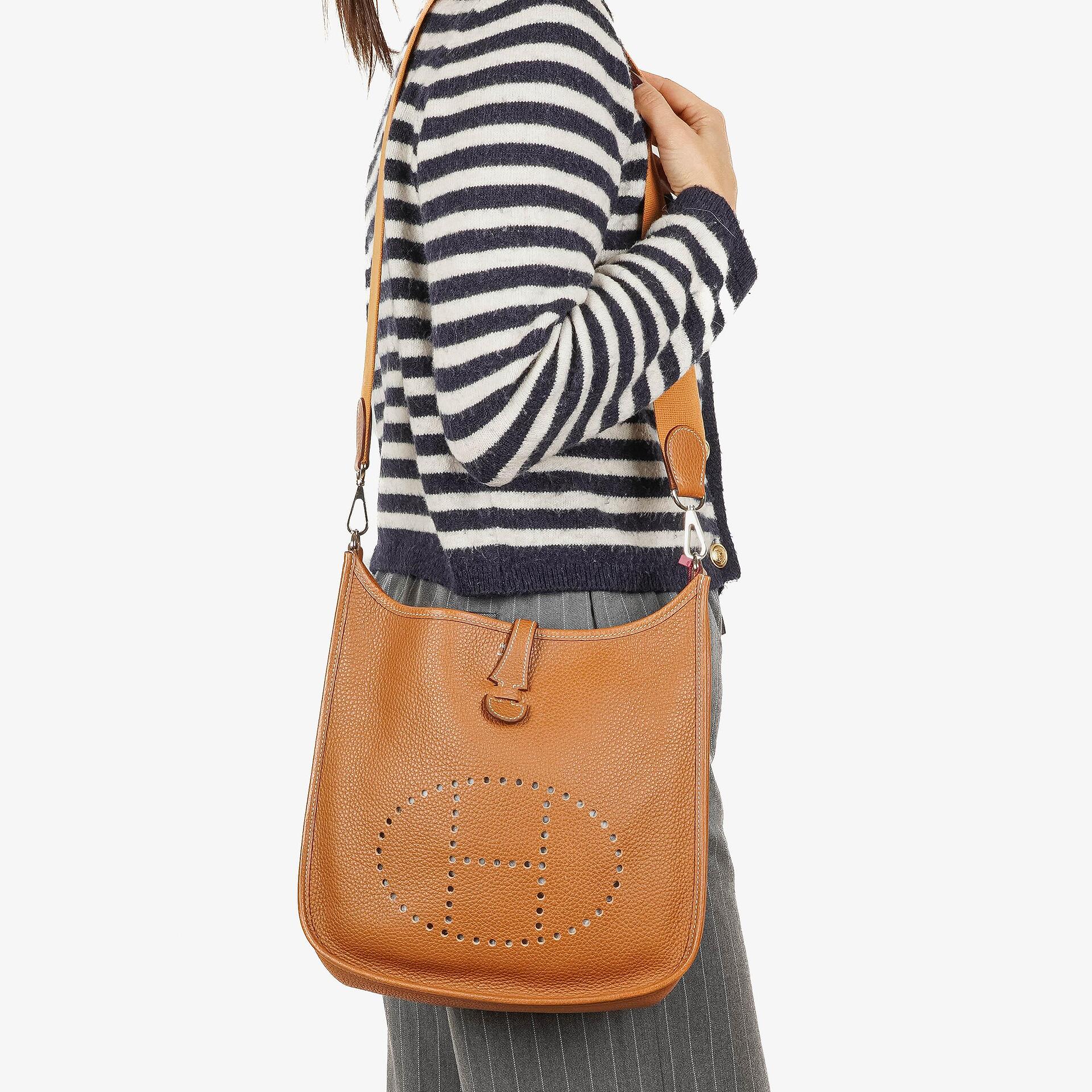Hermes Evelyne I 29 Gold Taurillon Clemence Leather Shoulder Bag