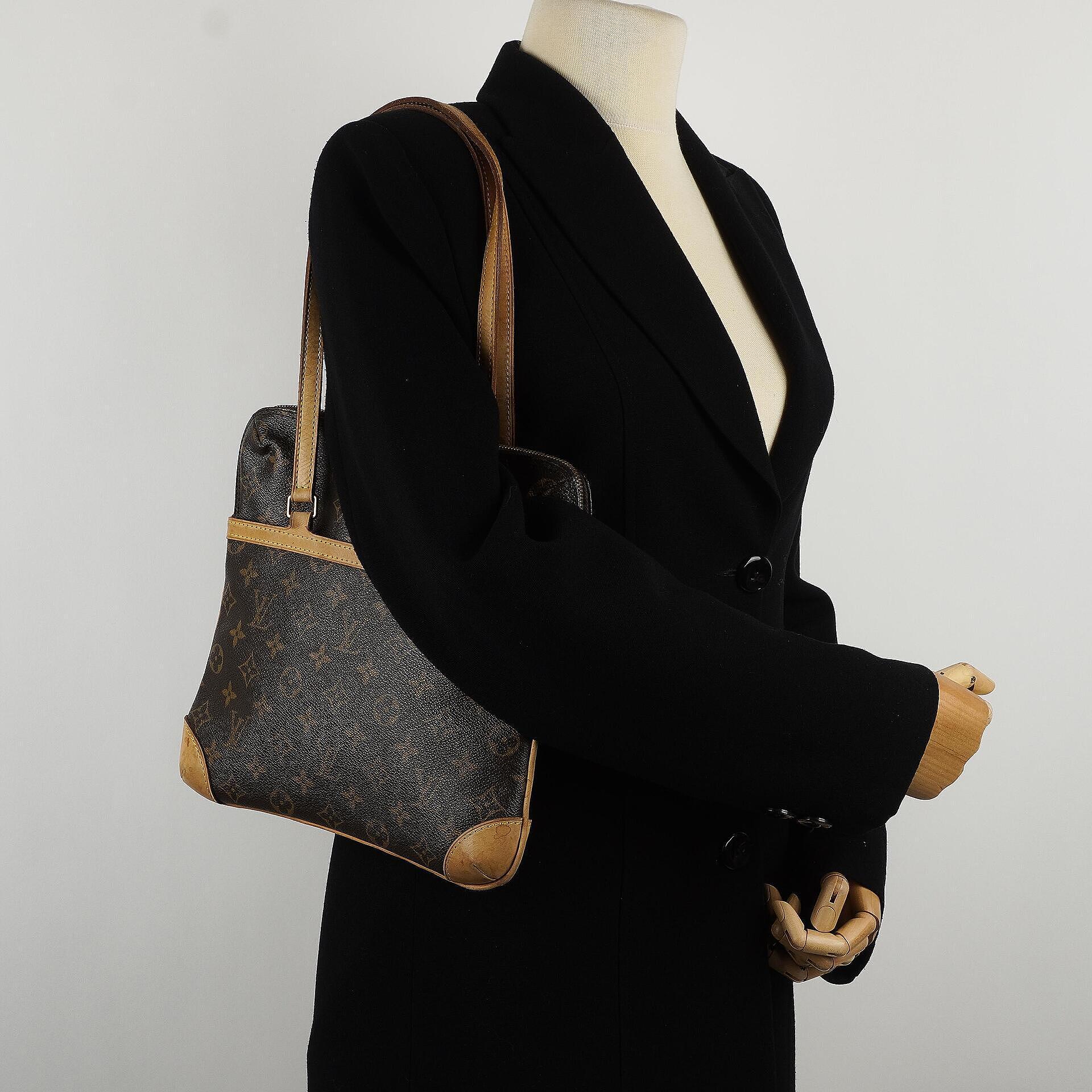Louis Vuitton Coussin GM Vintage Monogram Canvas Shoulder Bag